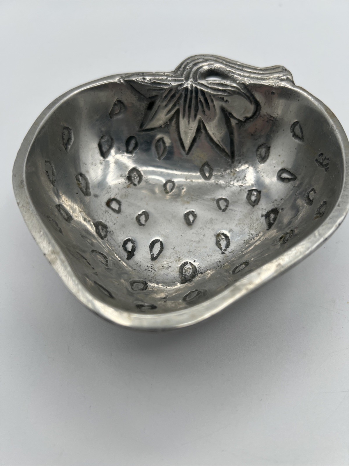 Vintage Pewter Strawberry Dish Candy Trinket Ring Jewelry Decor Country Rustic Vintage Pewter Strawberry Dish Candy Trinket Ring Jewelry Decor Country Rustic