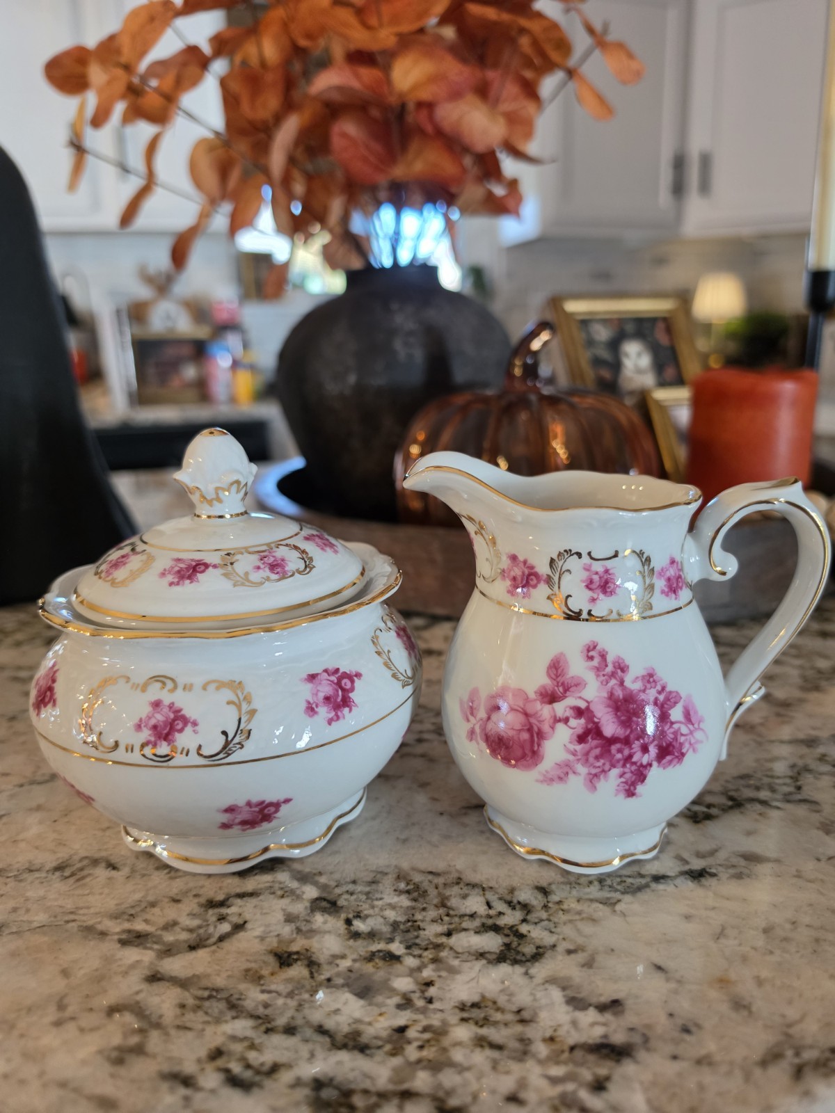 Schumann Bavaria Vienna Rose Creamer & Sugar w/Lid Gold Trim Germany VTG