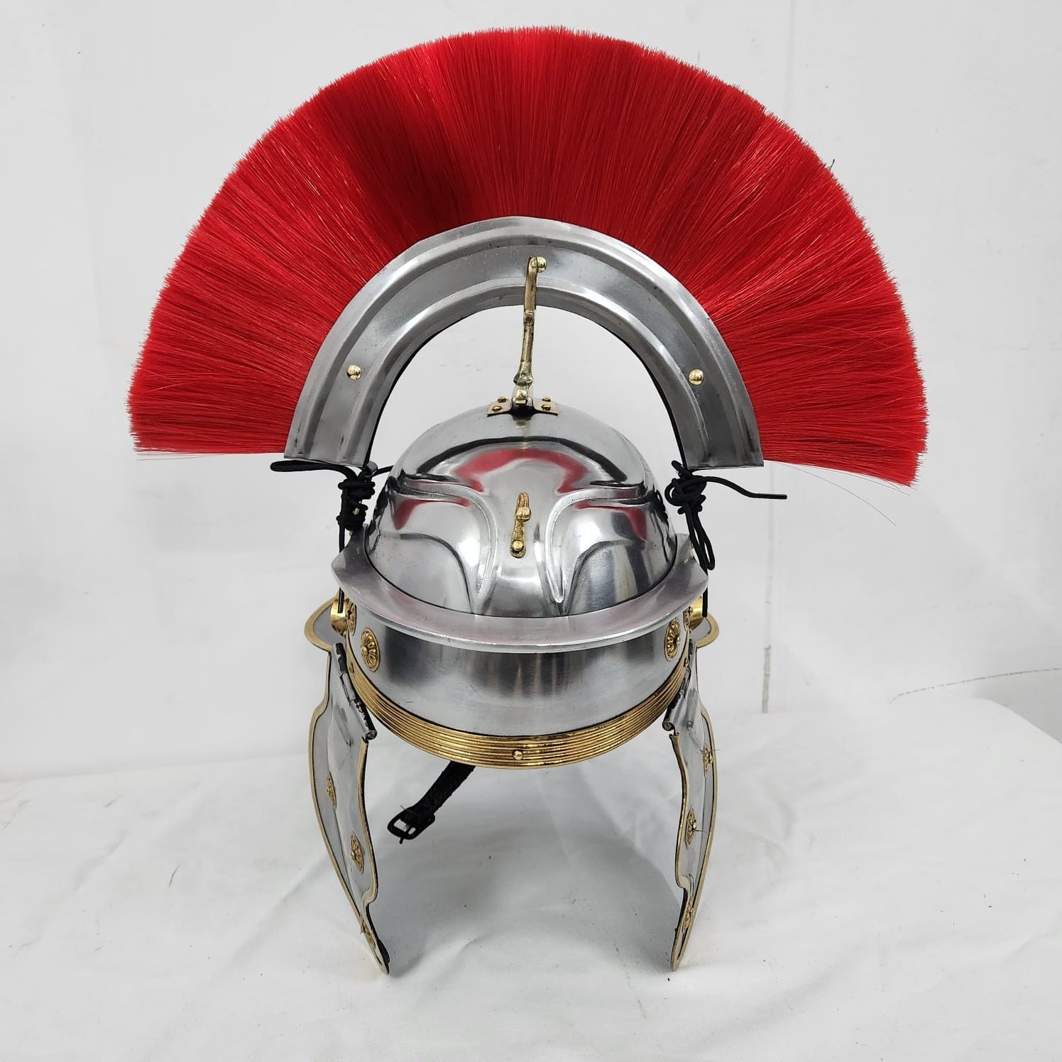 Roman Centurion Helmet , Mild Steel Lorica Segmentata with Imperial Gallic Helme Roman Centurion Helmet , Mild Steel Lorica Segmentata with Imperial Gallic Helme