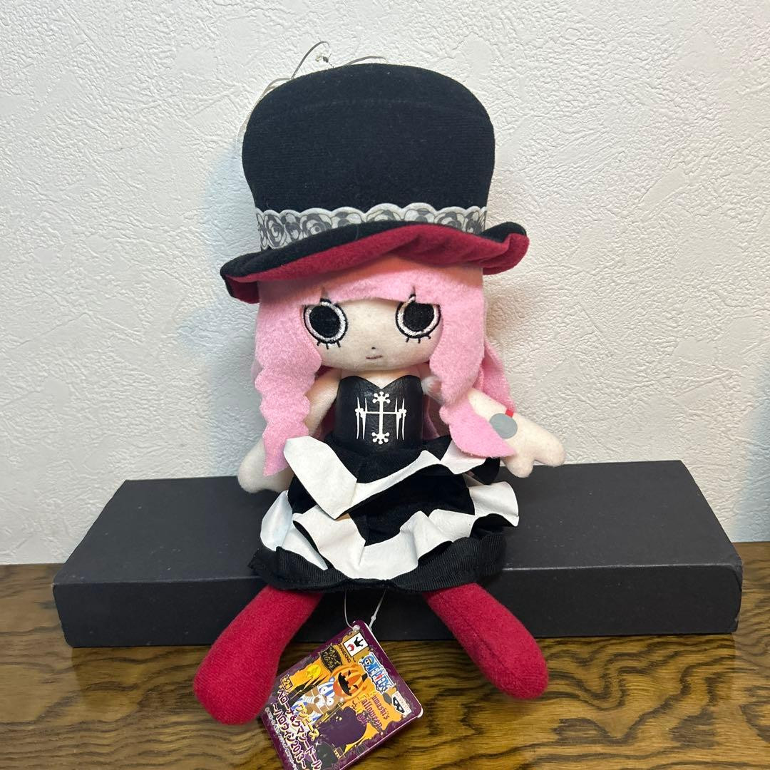 One Piece Wonderland Perona Kumashi Halloween Night 2013 Plush Doll Japan Rare