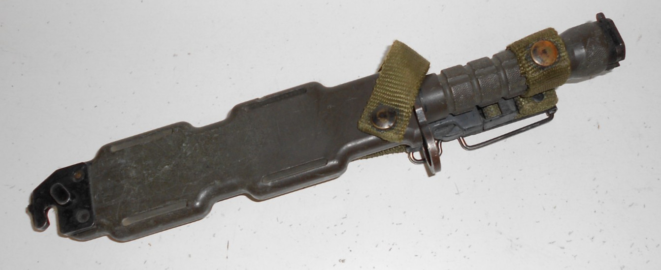 USGI Phrobis III M9 Bayonet w/Scabbard 