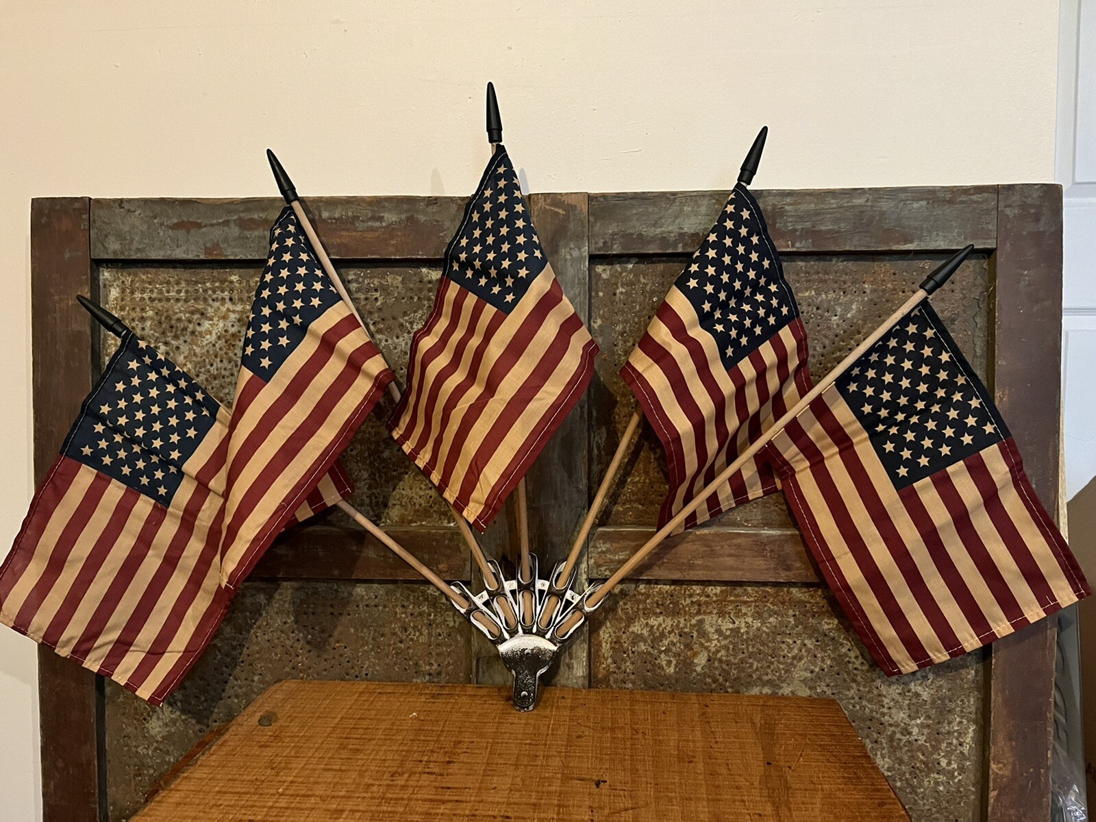 Primitive Americana Wall Mount w 5 Grubby Tea Stained Flags Patriotic USA 36 Primitive Americana Wall Mount w 5 Grubby Tea Stained Flags Patriotic USA 36