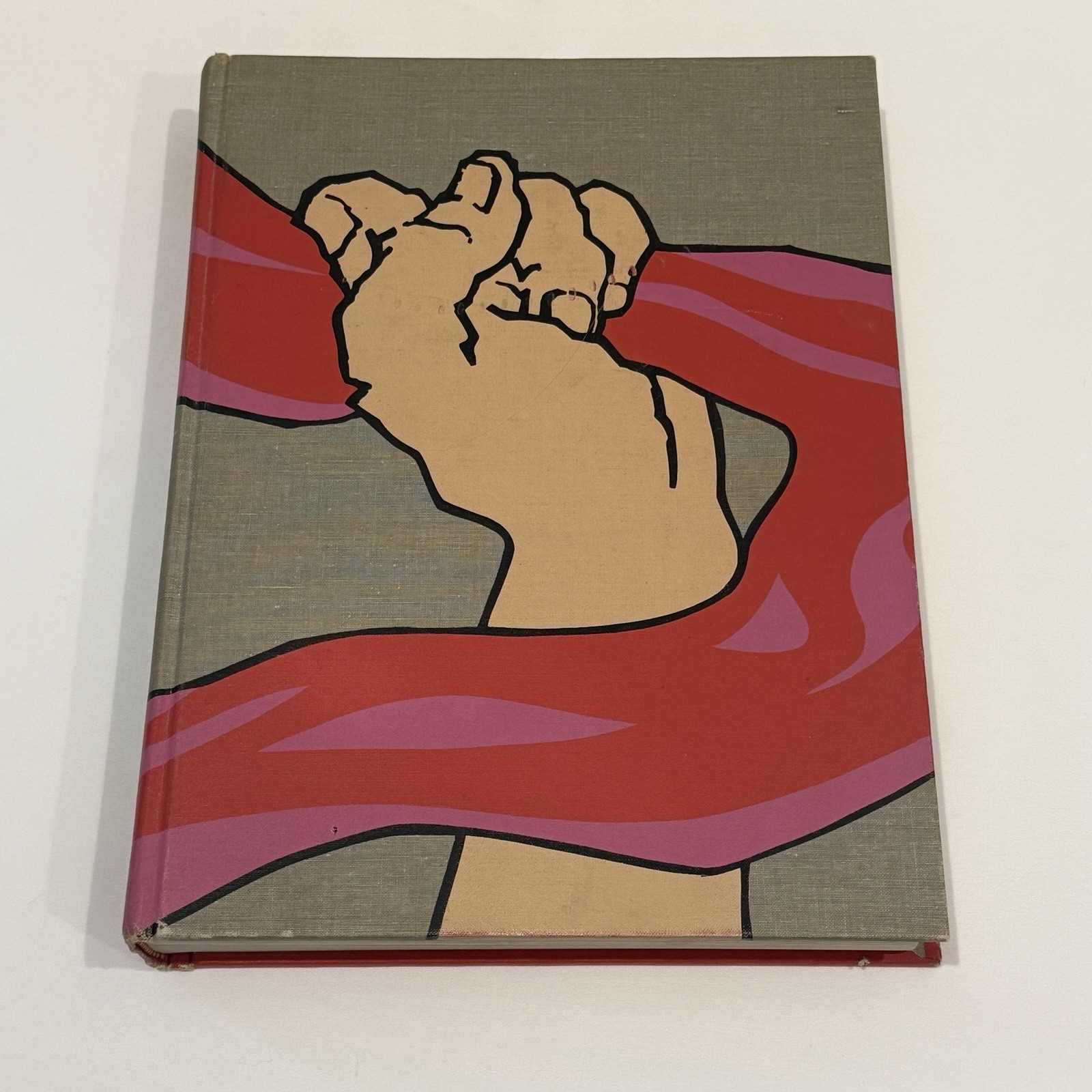 1972 Western Kentucky University WKU TALISMAN Yearbook Annual RED TOWEL