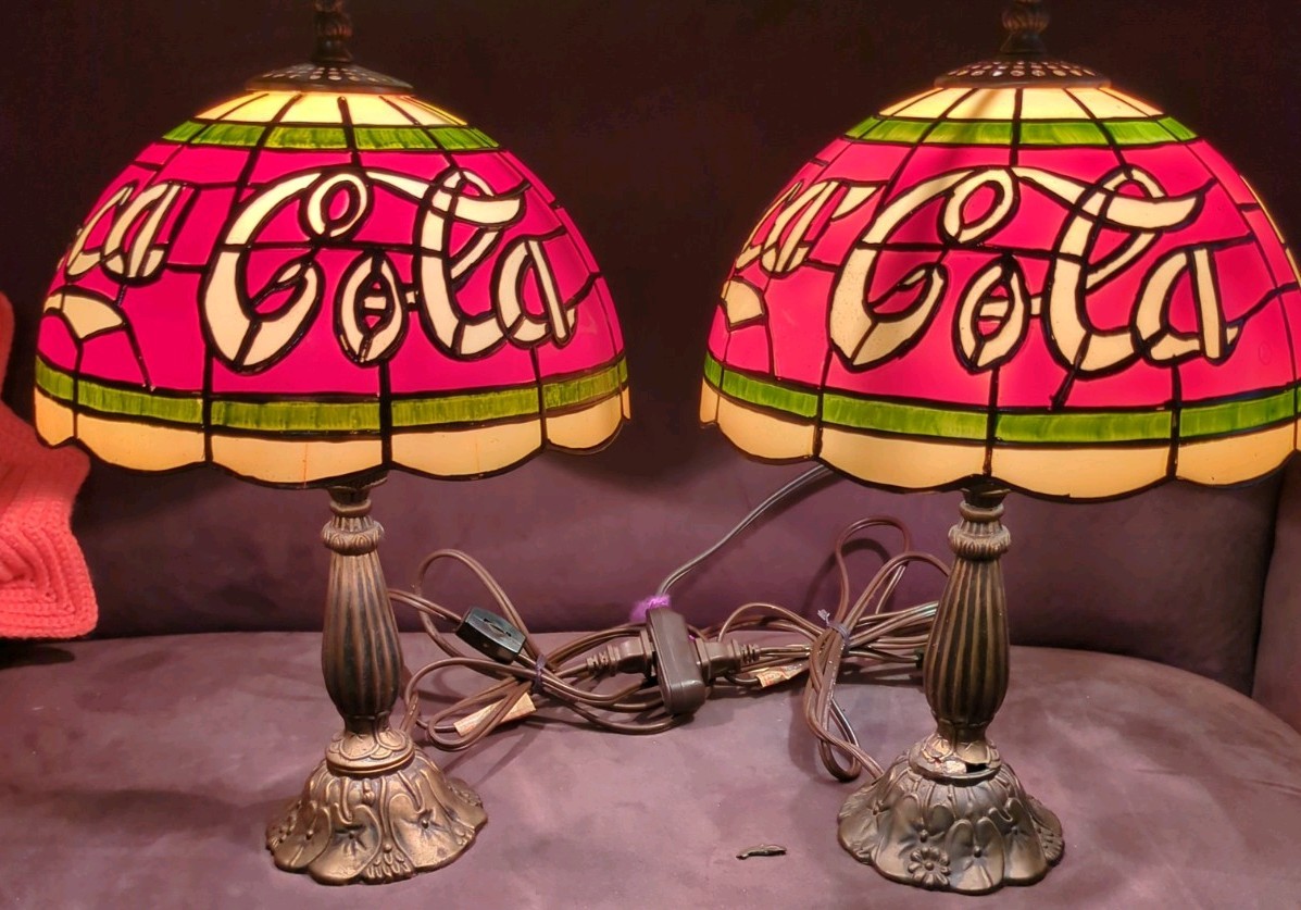 Vintage Coca-Cola Tiffany-Style Table Lamps (1 Working + 1 For Parts) Both Work Vintage Coca-Cola Tiffany-Style Table Lamps (1 Working + 1 For Parts) Both Work