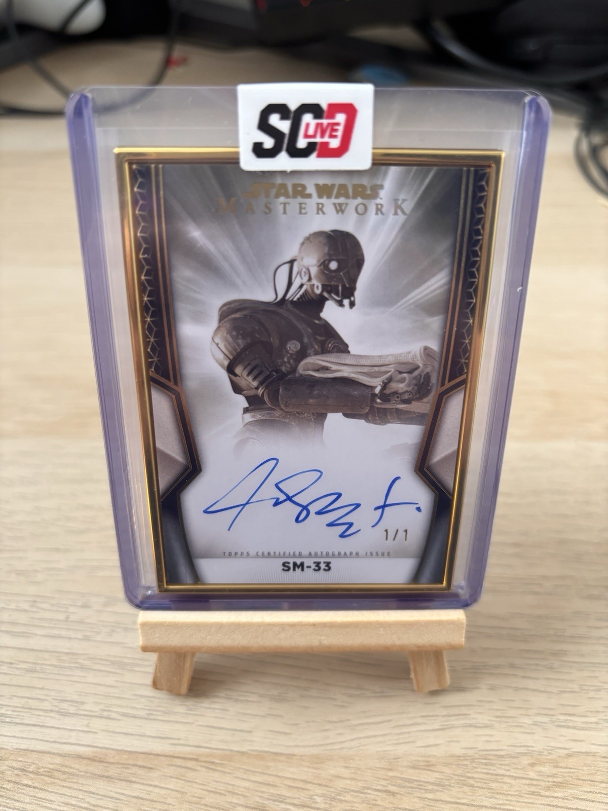 Star Wars Masterwork Nick Frost as SM-33 1/1 On Card Gold frame Auto Star Wars Masterwork Nick Frost as SM-33 1/1 On Card Gold frame Auto