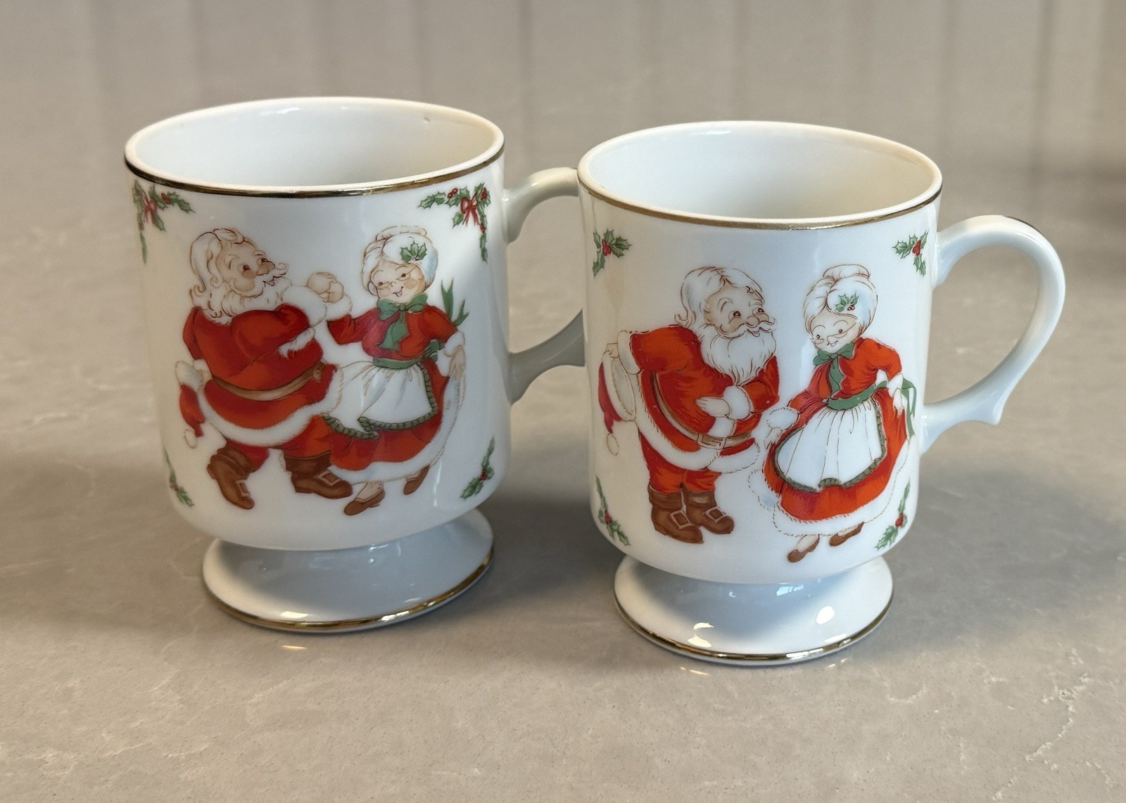 2 Lefton Mr & Mrs Claus Christmas Footed Ceramic Mugs Gold Trim Vintage