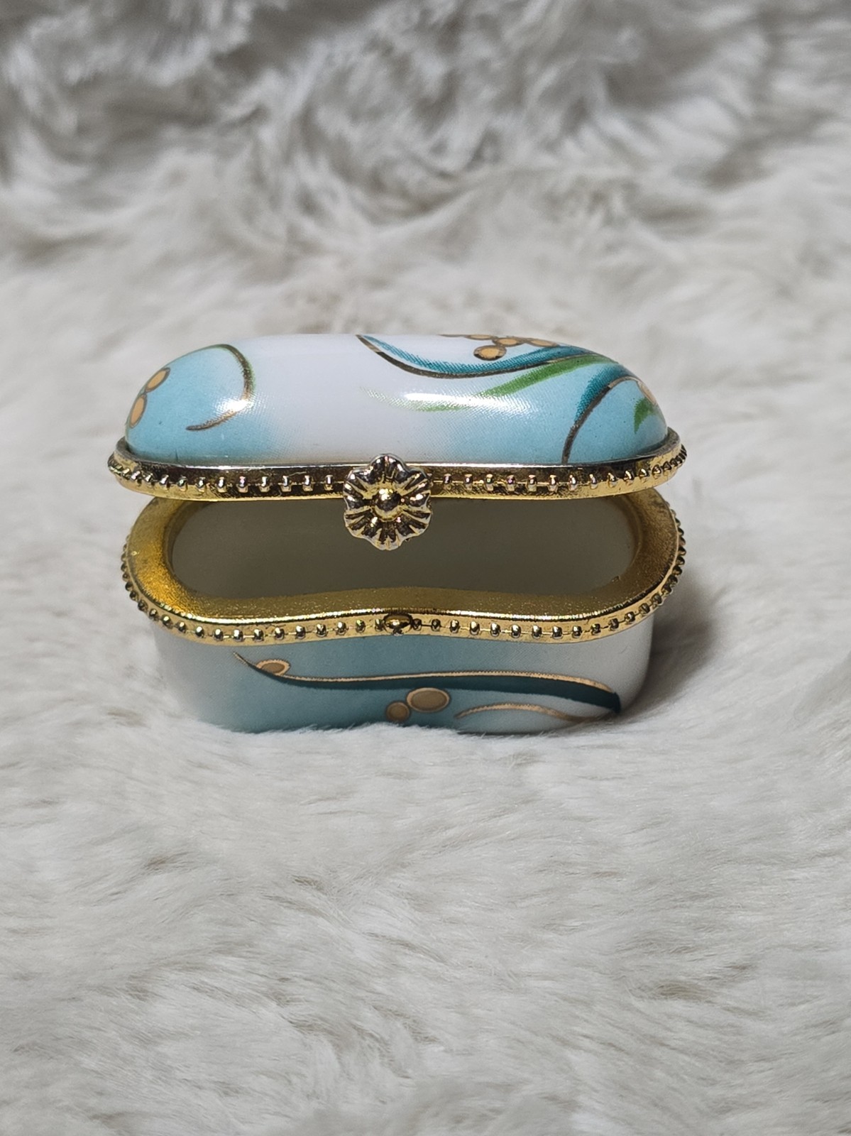 Vintage French porcelain pill and trinket box