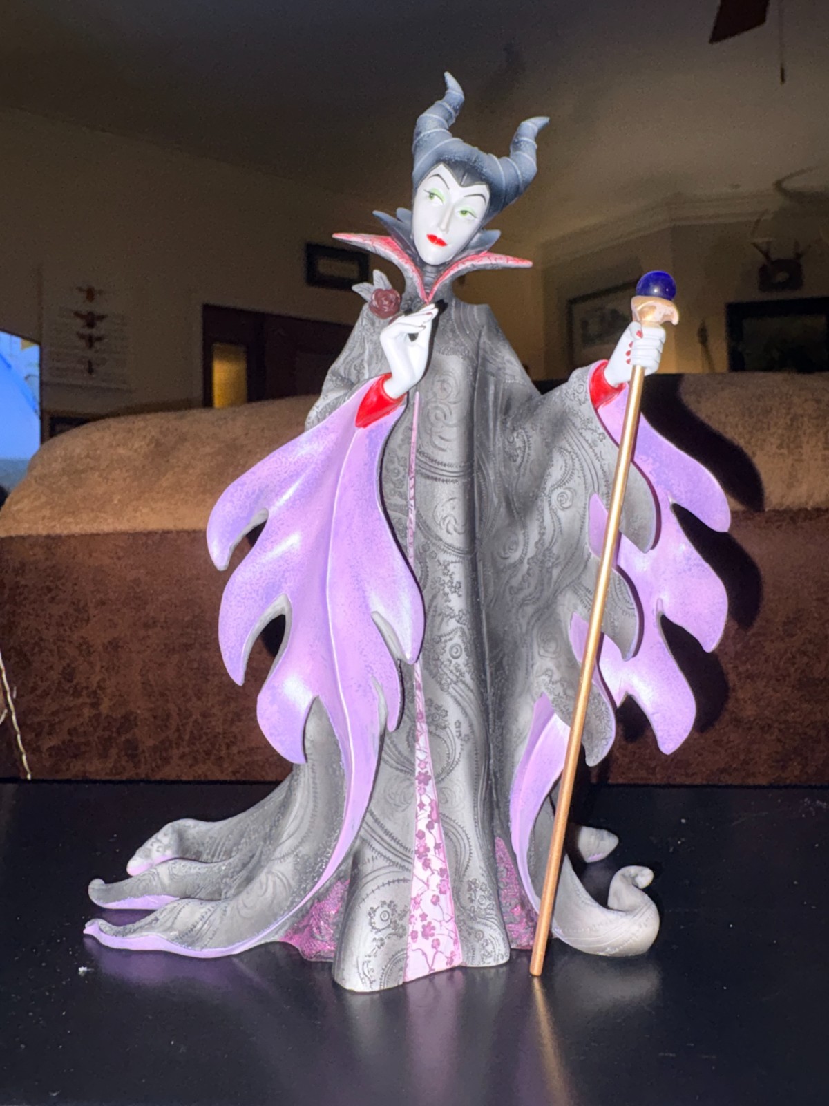 Disney Showcase Couture de Force Maleficent Sleeping Beauty Enesco Fig 4031540 Disney Showcase Couture de Force Maleficent Sleeping Beauty Enesco Fig 4031540