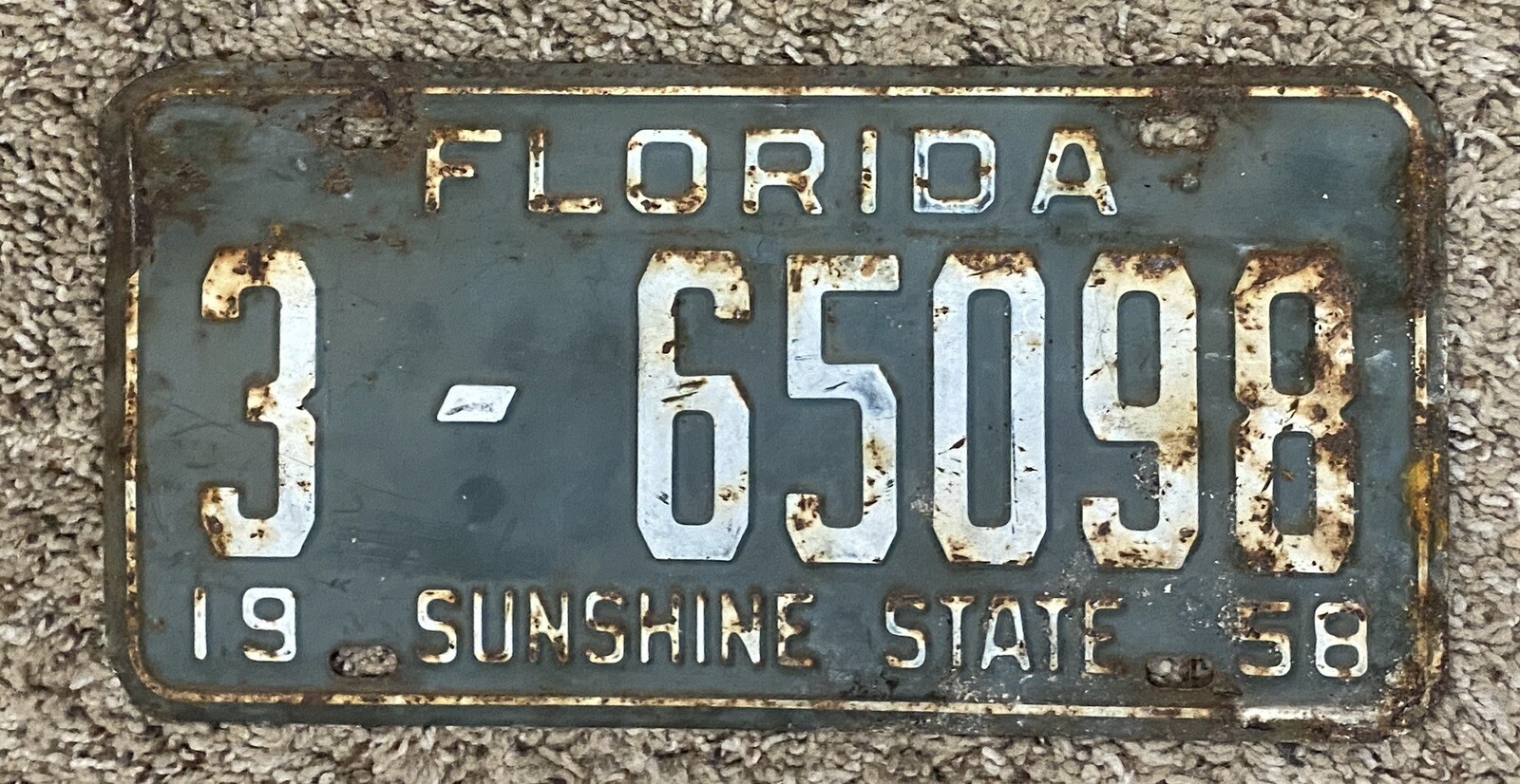 1958 Florida 3 - 65098 Sunshine State License Plate Vintage 1958 Florida 3 - 65098 Sunshine State License Plate Vintage