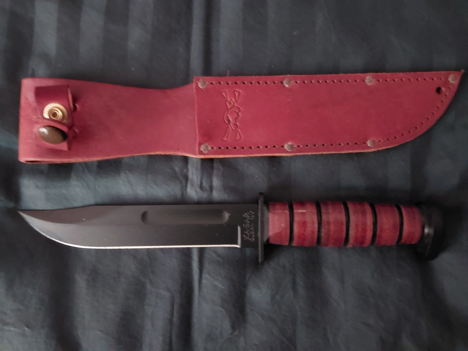 KA-BAR Dog's Head Fighting and Utility Knife USA made - 1317 - NOS