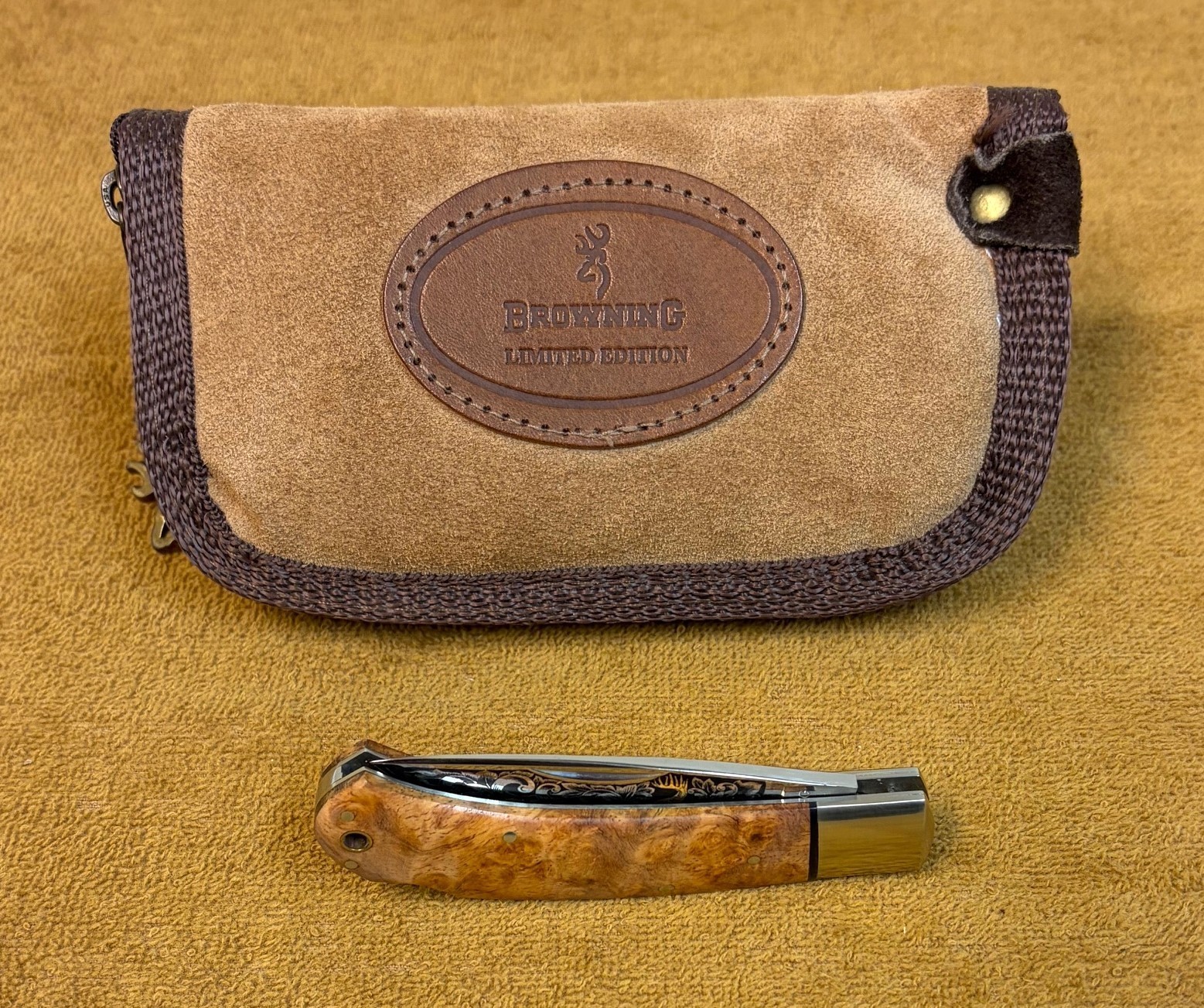 Browning Model 103 – Folding Lockback - 1990’s Vintage – New Condition Browning Model 103 – Folding Lockback - 1990’s Vintage – New Condition