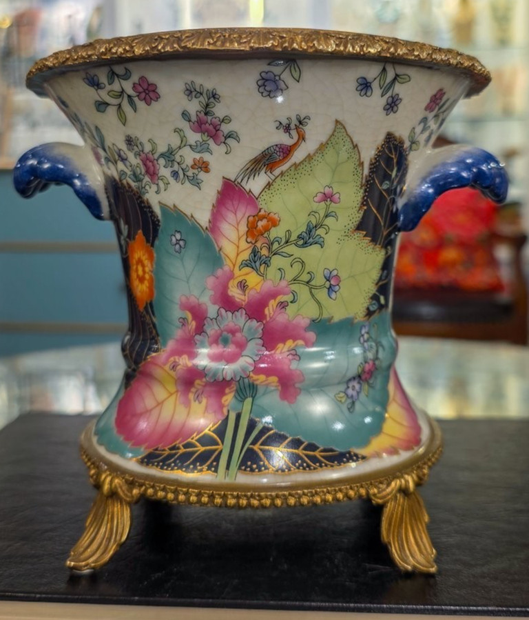 PORCELAIN TOBACCO LEAF PETITE PLANTER WITH BRONZE ORMOLU-6'' x 5.5''H PORCELAIN TOBACCO LEAF PETITE PLANTER WITH BRONZE ORMOLU-6'' x 5.5''H