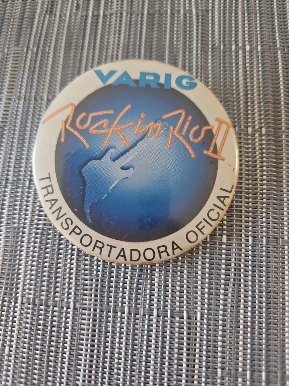 Vintage Varig Airlines Rock In Rio 2 Official Carrier Pin Badge 1991 Rare Vintage Varig Airlines Rock In Rio 2 Official Carrier Pin Badge 1991 Rare