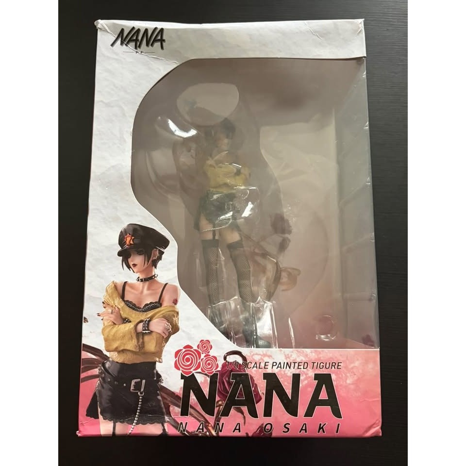 Nana Anime Figures 24cm Nana Osaki Collectible Figure (READ) Nana Anime Figures 24cm Nana Osaki Collectible Figure (READ)