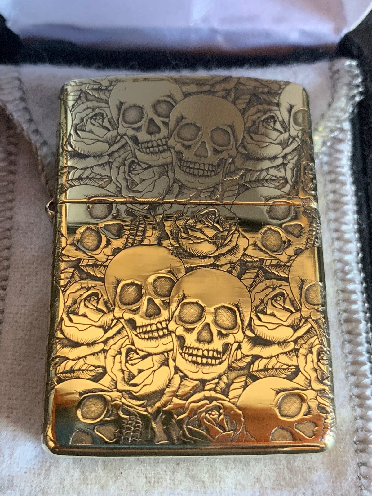 RARE ZIPPO SKULL 5-SIDE ARMOR IN VELVET BOX NEW RARE ZIPPO SKULL 5-SIDE ARMOR IN VELVET BOX NEW