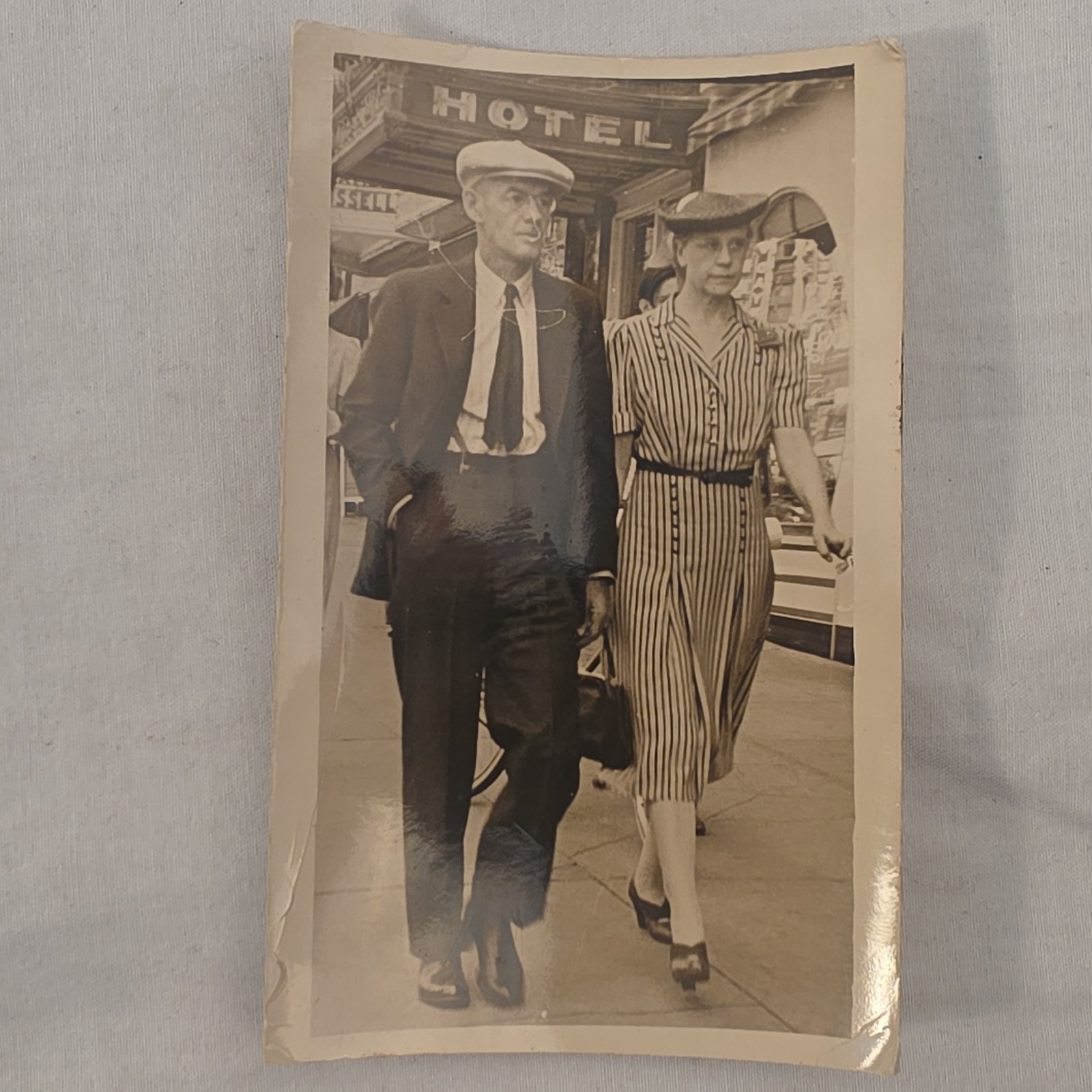 Vintage 1940 Walking Candid Snapshot Photo Couple Fashion Hotel Street Scene