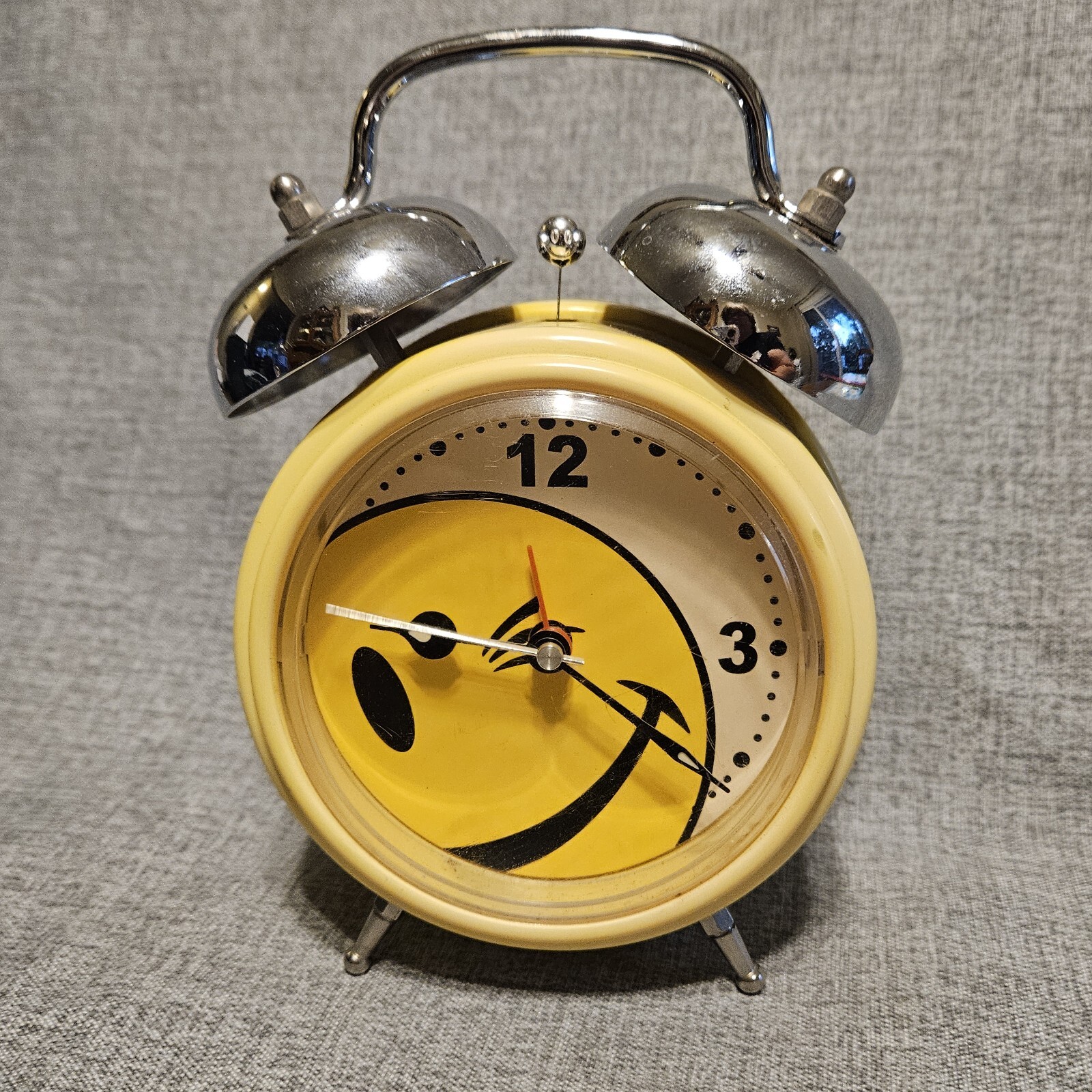 Vintage Joe Boxer Happy All Around Smiley Face Alarm Clock Vintage Joe Boxer Happy All Around Smiley Face Alarm Clock