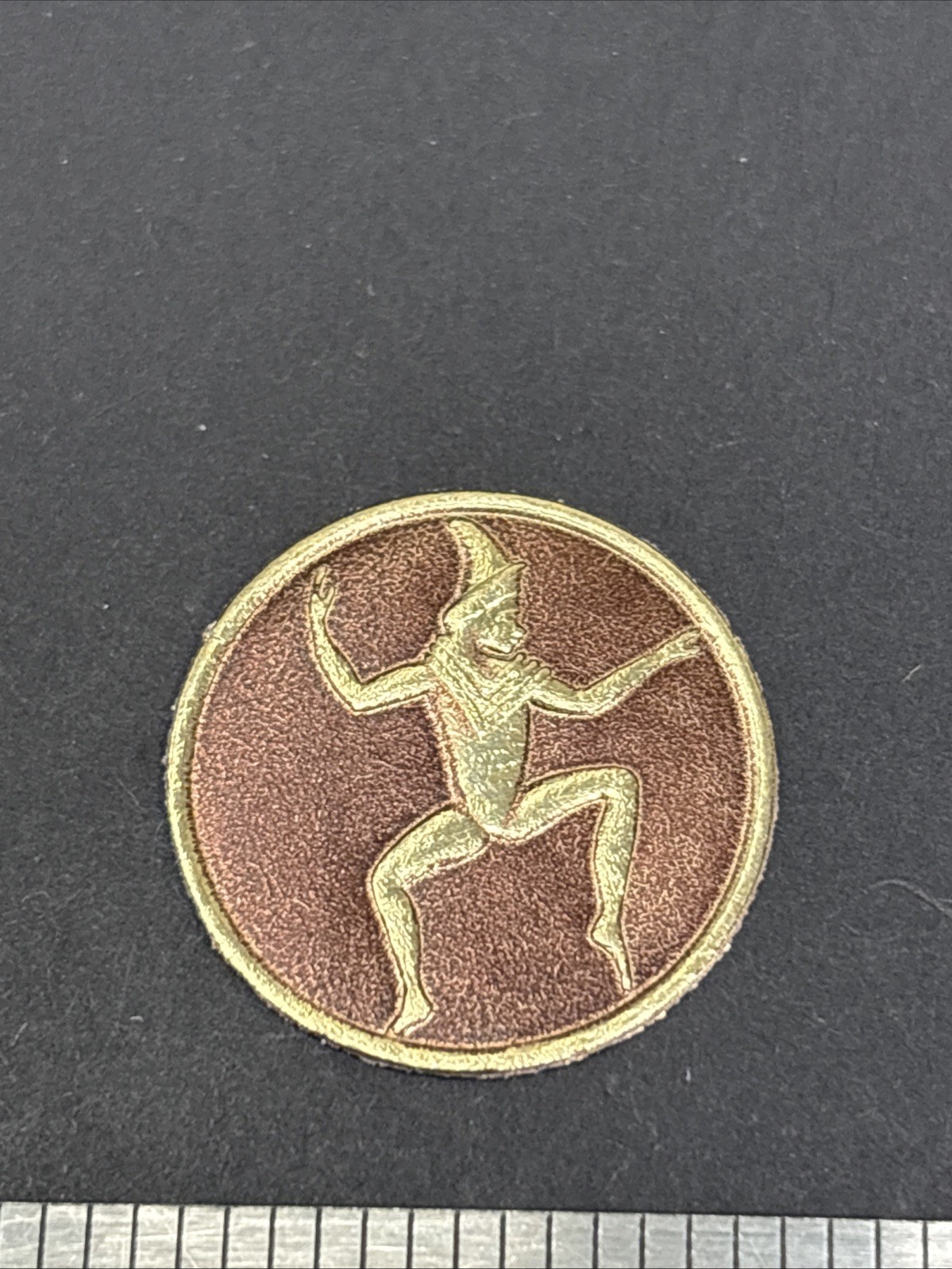 Vintage Girl Guides Brownie Badge Stamp - Paper - Brown And Gold Vintage Girl Guides Brownie Badge Stamp - Paper - Brown And Gold