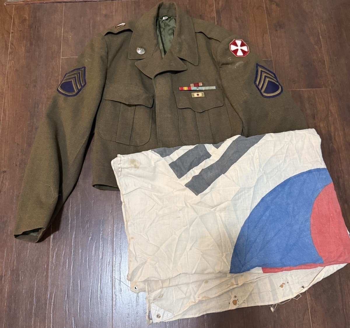 Korean War 8th Army 630th Engineer Battalion Ike Jacket And South Korean Flag Korean War 8th Army 630th Engineer Battalion Ike Jacket And South Korean Flag