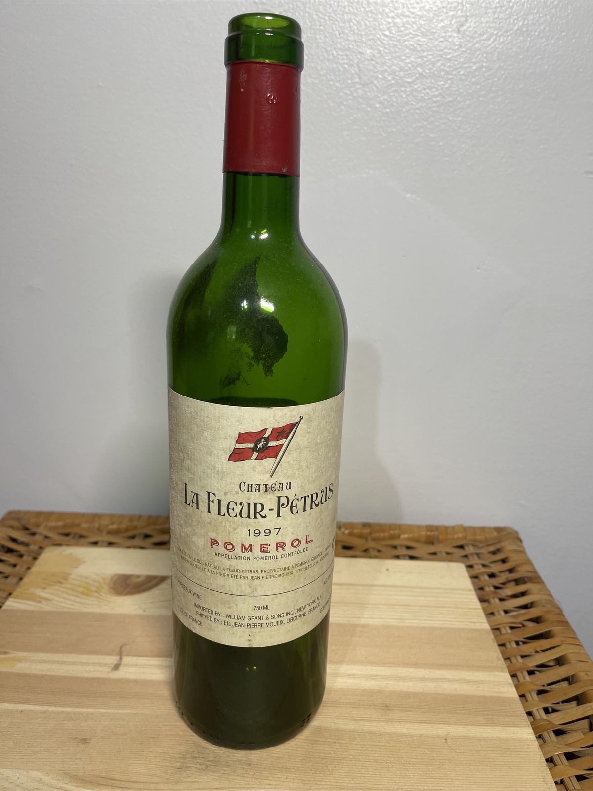 1997 Chatea La Fleur Petrus Pomerol Empty Bottle No Cork 1997 Chatea La Fleur Petrus Pomerol Empty Bottle No Cork