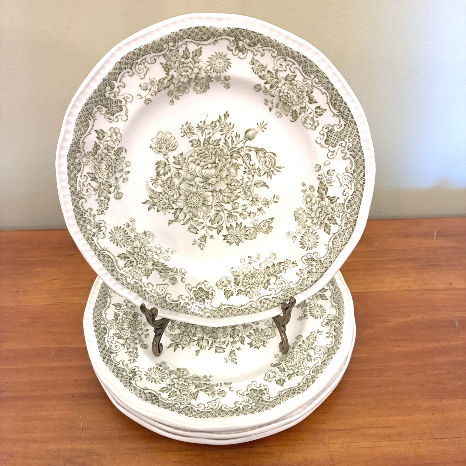 4 Kensington Staffordshire Balmoral Bread Cheese Plates Green Scalloped 7 4 Kensington Staffordshire Balmoral Bread Cheese Plates Green Scalloped 7