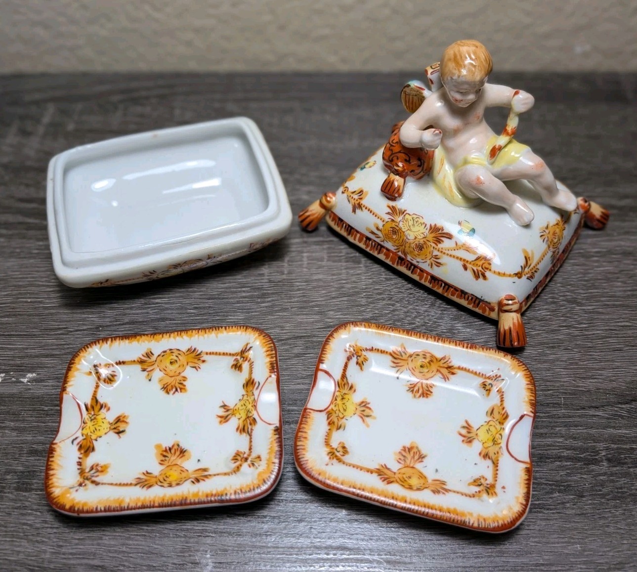 Rare Putti Cherub Porcelain Ashtray Box w/2 Ashtrays Occupied Japan Hand Painted