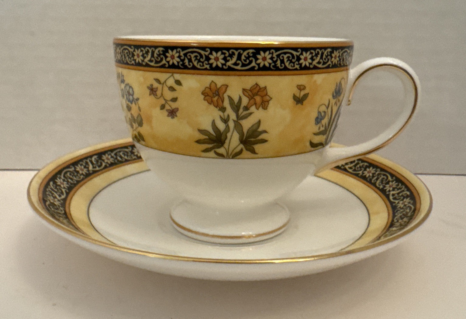NEW Wedgewood India Tea Cup and Saucer Set Made in England Bone China 1996 NEW Wedgewood India Tea Cup and Saucer Set Made in England Bone China 1996