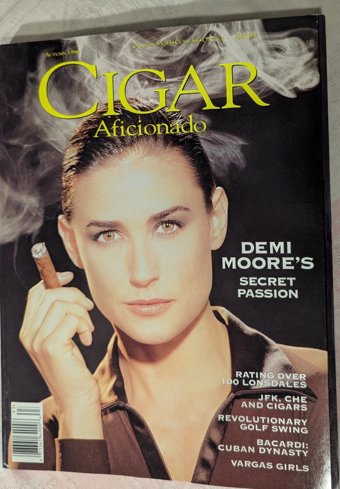 **VINTAGE AUTUMN 1996 CIGAR. AFICIONADO MAGAZINE***VARGAS ART & DEMI MOORE COVER **VINTAGE AUTUMN 1996 CIGAR. AFICIONADO MAGAZINE***VARGAS ART & DEMI MOORE COVER