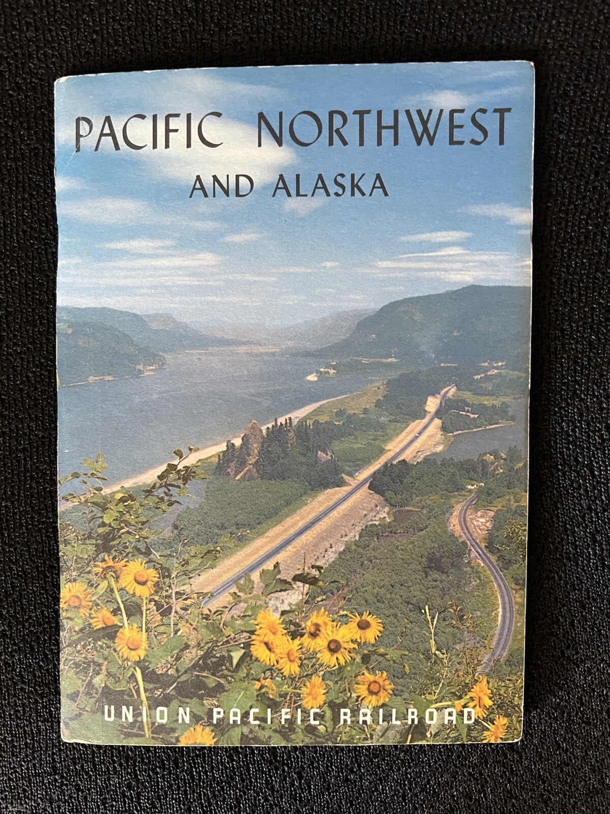 1959 Pacific Northwest and Alaska Union Pacific Railroad Brochure booklet 