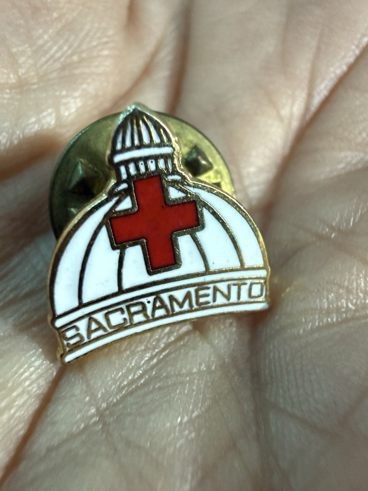 Vintage Red Cross Sacramento Capitol Dome Enamel Lapel Pin Taiwan