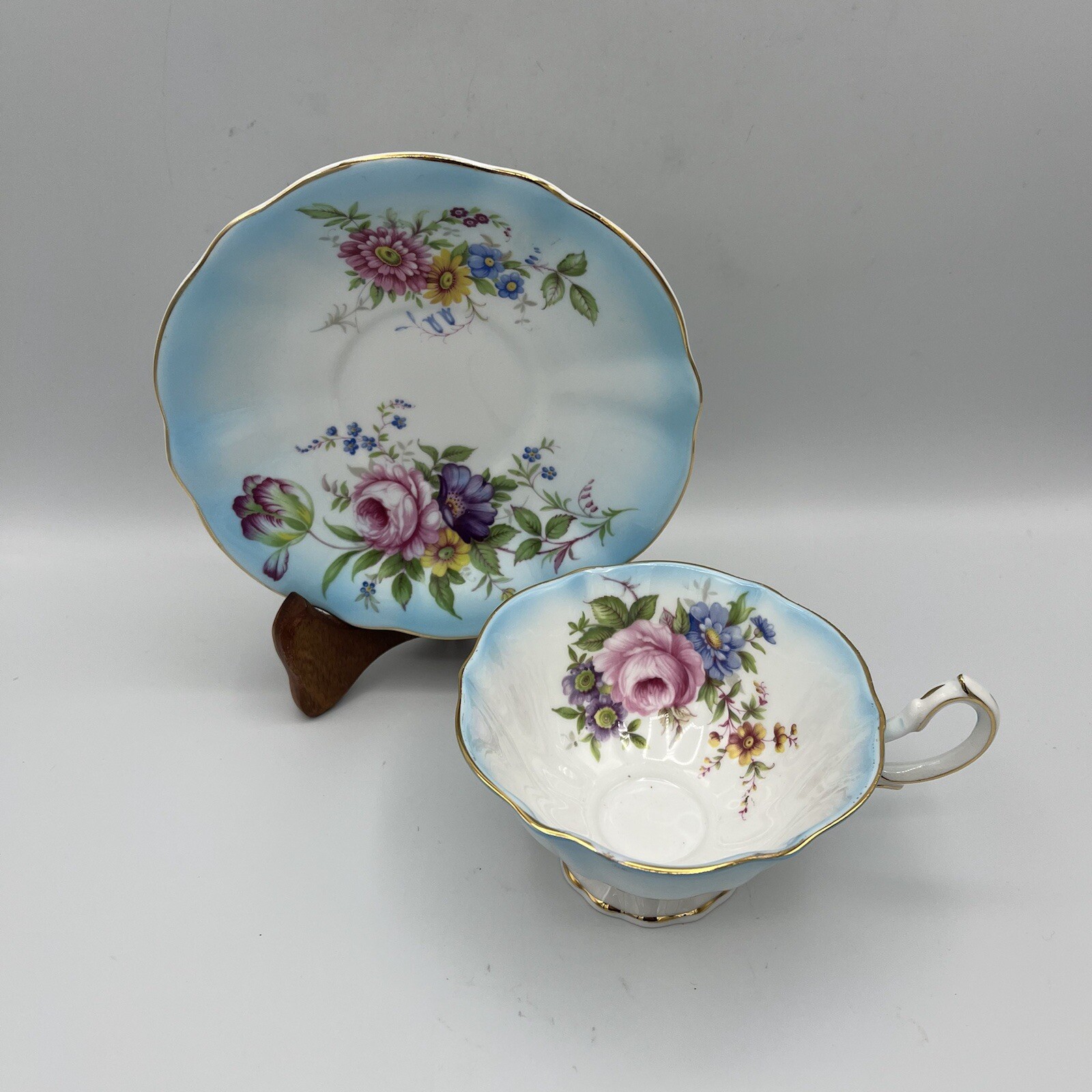 Vtg Queen Anne Cup Saucer Turquoise Blue Floral Cabbage Rose Footed Gold Trim Vtg Queen Anne Cup Saucer Turquoise Blue Floral Cabbage Rose Footed Gold Trim