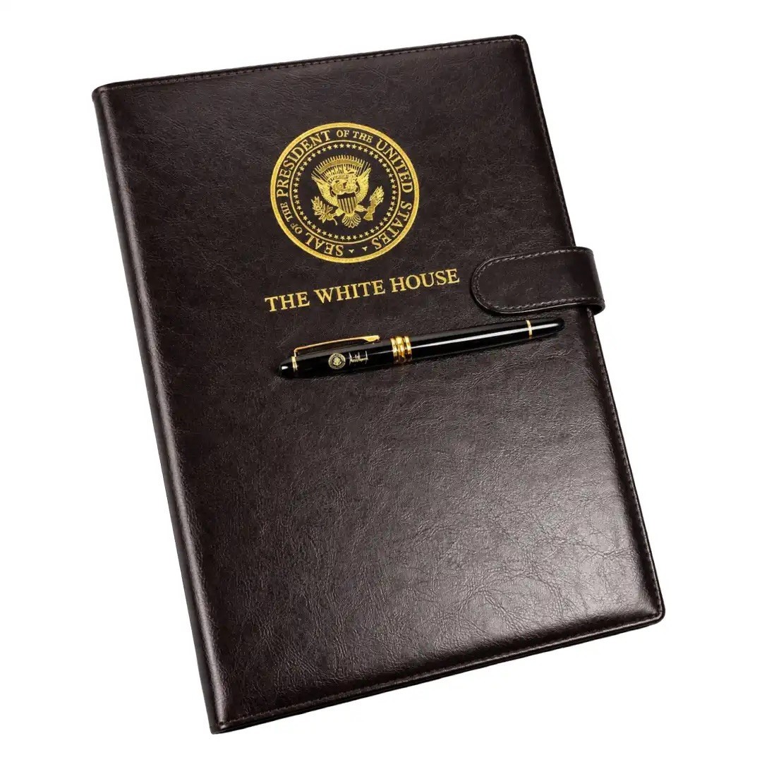 Presidential The White House VVIP Portfolio  & President Trump Signature Pen Set