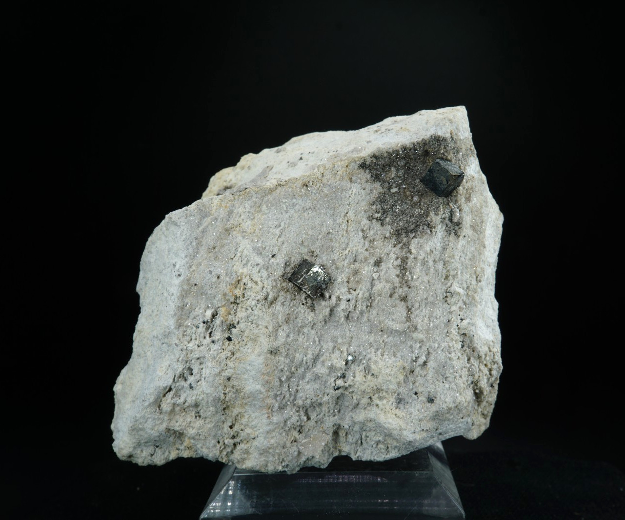 Bixbyite, Topaz & Hematite / Maynard\'s Claim, Utah / Mineral Crystal Specimen
