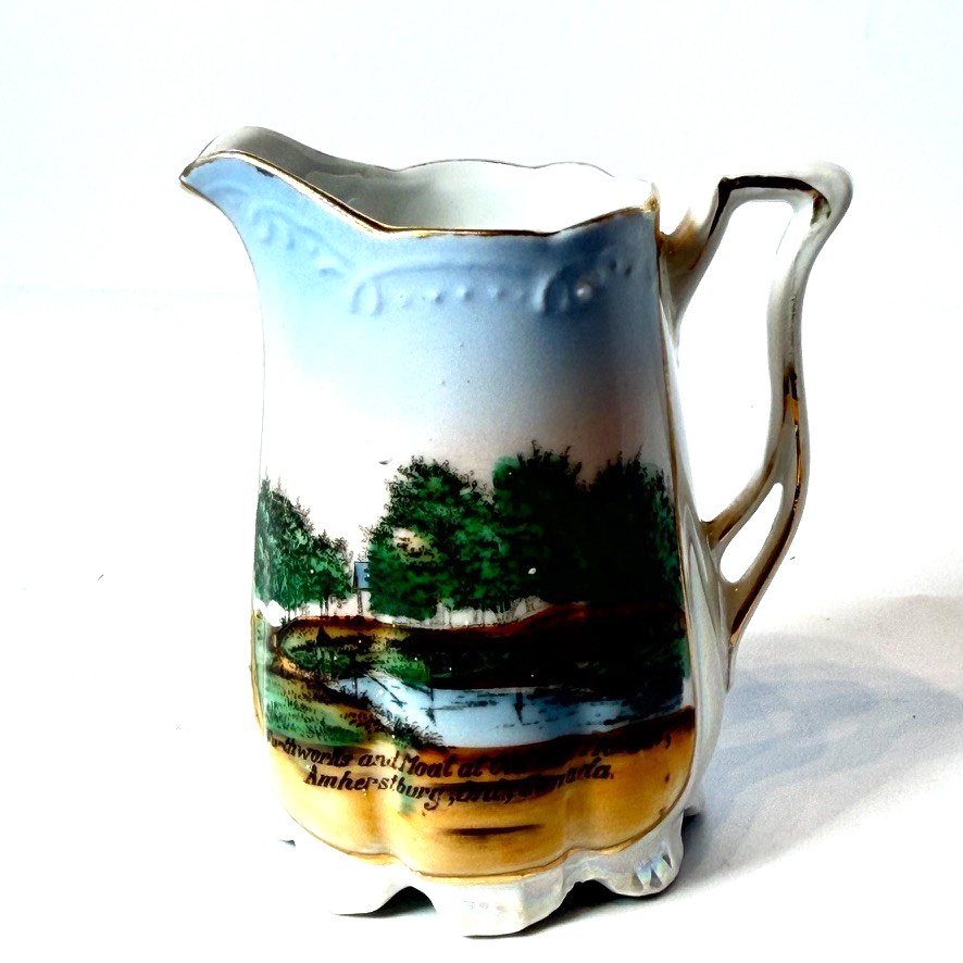 OLD FORT MALDEN ONTARIO CANADA Souvenir ANTIQUE CHINA TRINKET CREAMER OLD FORT MALDEN ONTARIO CANADA Souvenir ANTIQUE CHINA TRINKET CREAMER