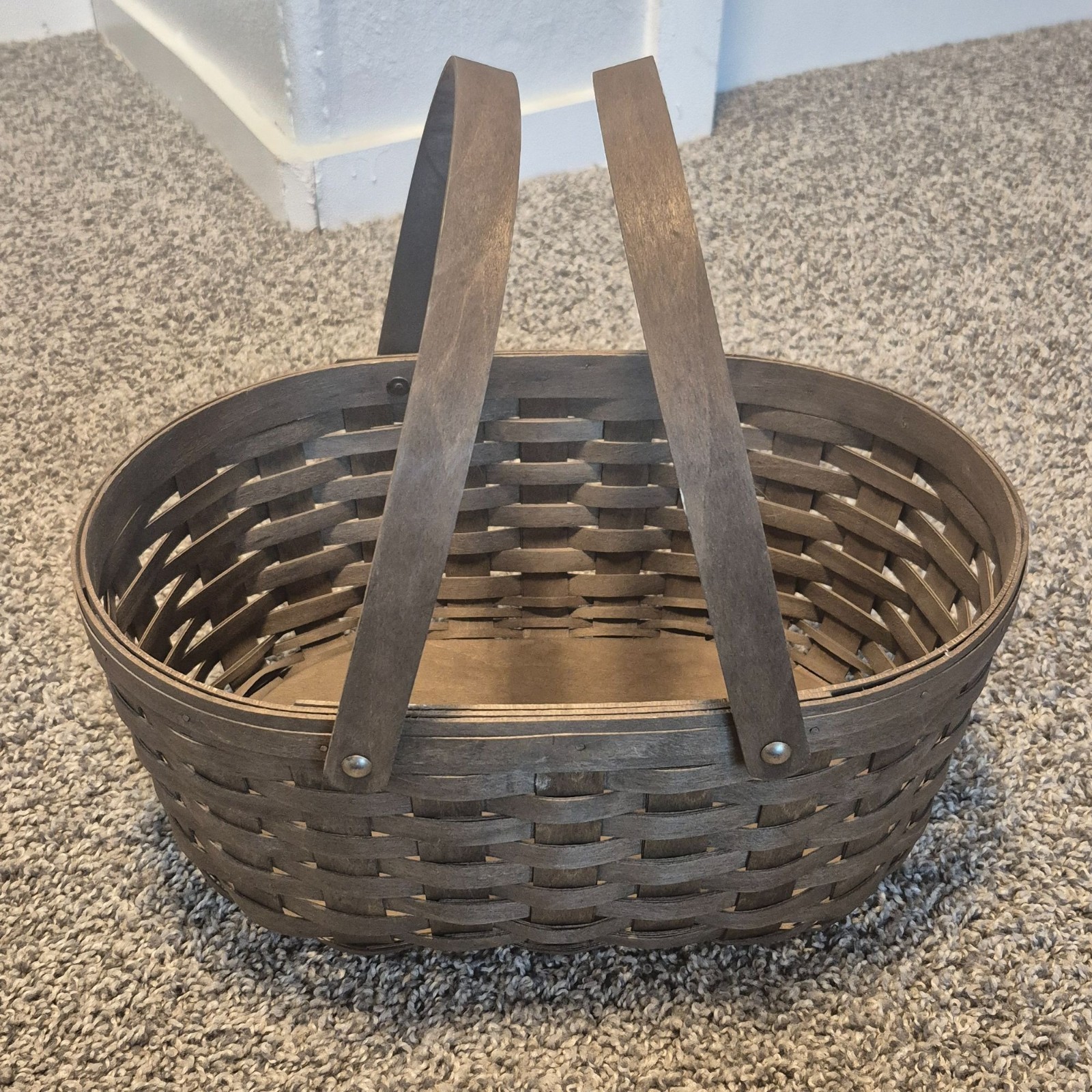 Longaberger Oval Gathering Basket Deep Brown Medium Handles 2008 Wicker Woven
