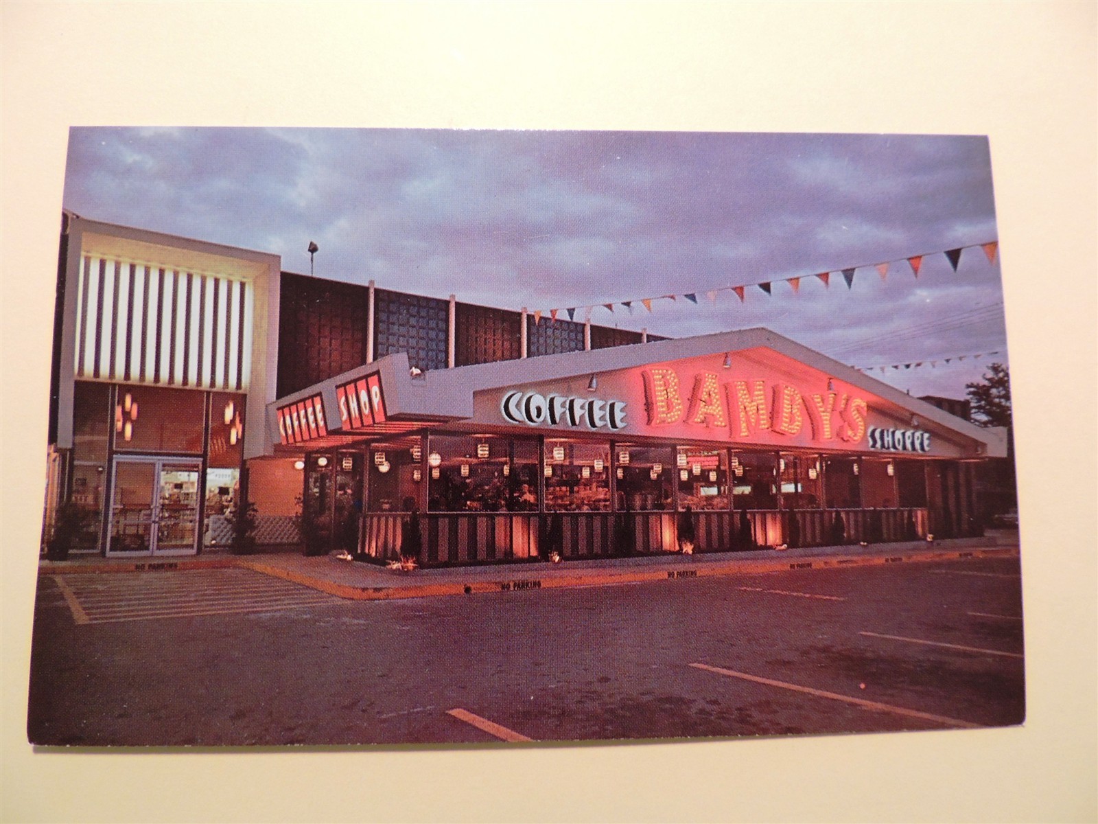 Bamby\'s Coffee Shop Restaurant Medford Oregon vintage postcard 1963