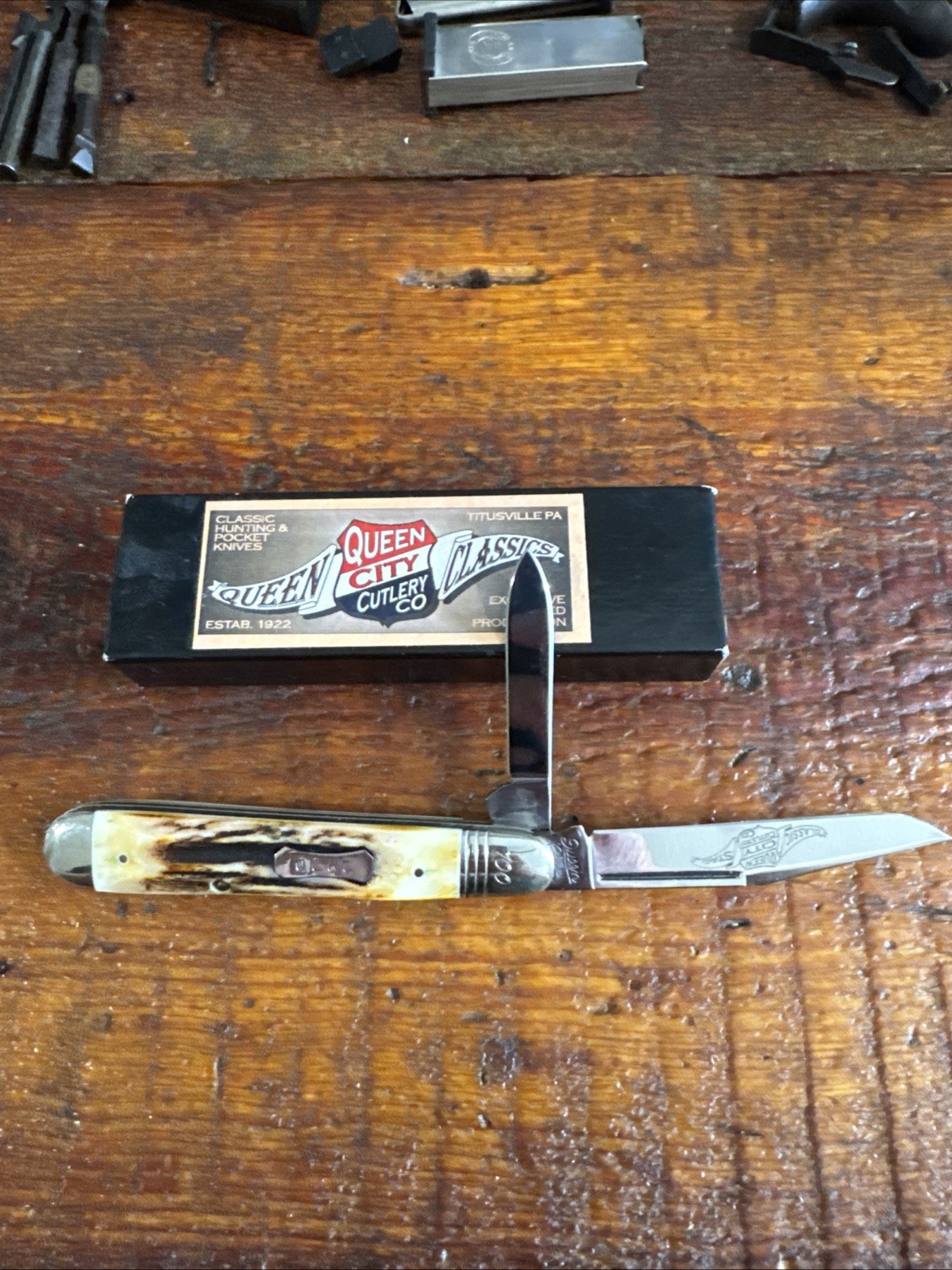 Rare Queen City Cutlery Queen Classic #29 Stag Jack Knife. SN 100. With Box.