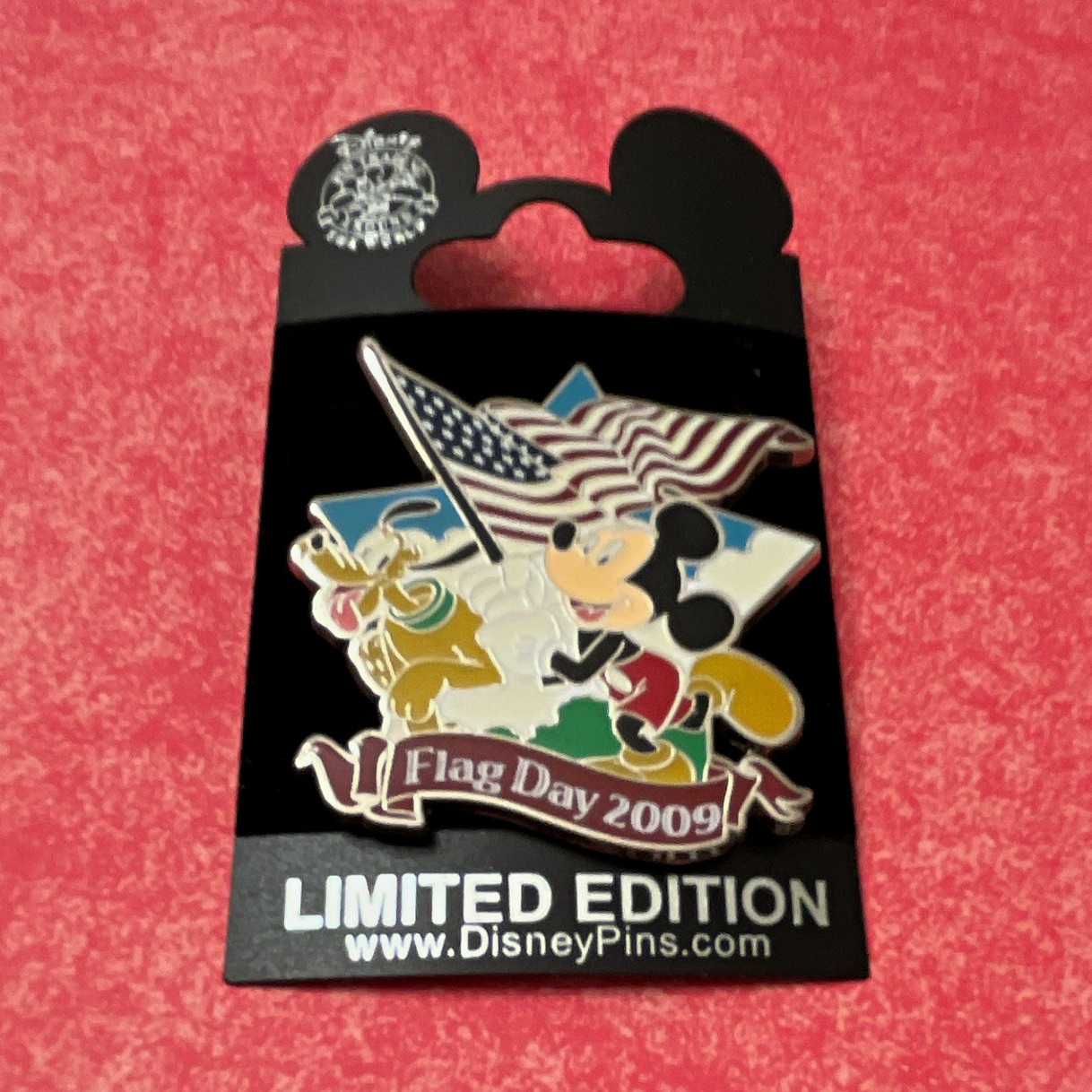 Disney Limited Edition 2009 Flag Day Mickey Mouse Pin Disney  new