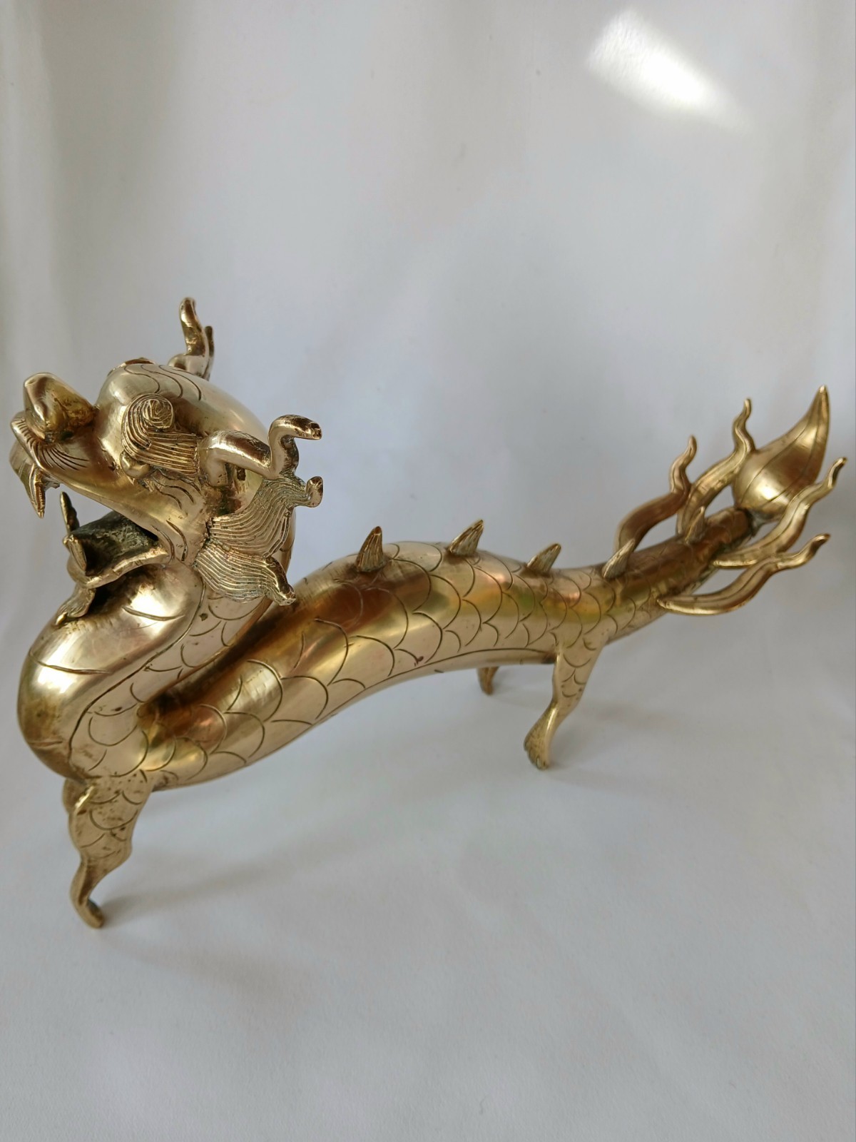 Vintage Brass Asian Chinese Dragon Serpent Figurine Solid Metal Vintage Brass Asian Chinese Dragon Serpent Figurine Solid Metal