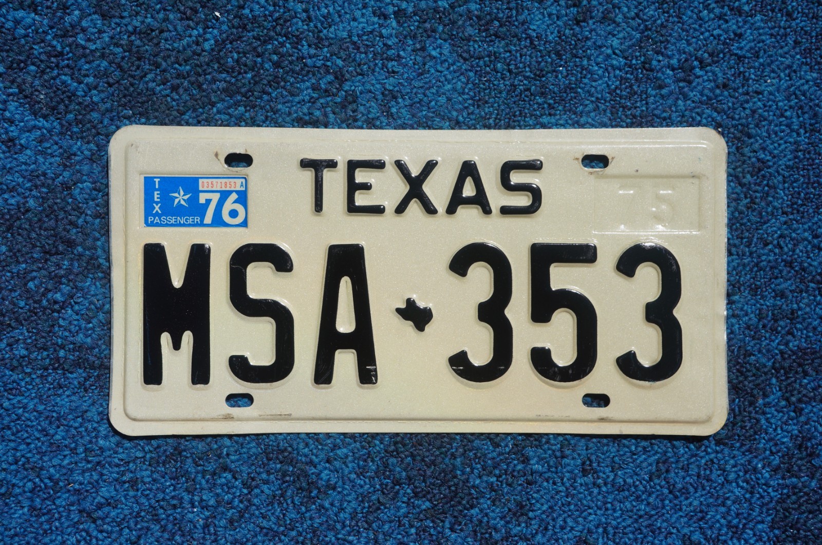 1975  1976 TEXAS License Plate # DQR - 555