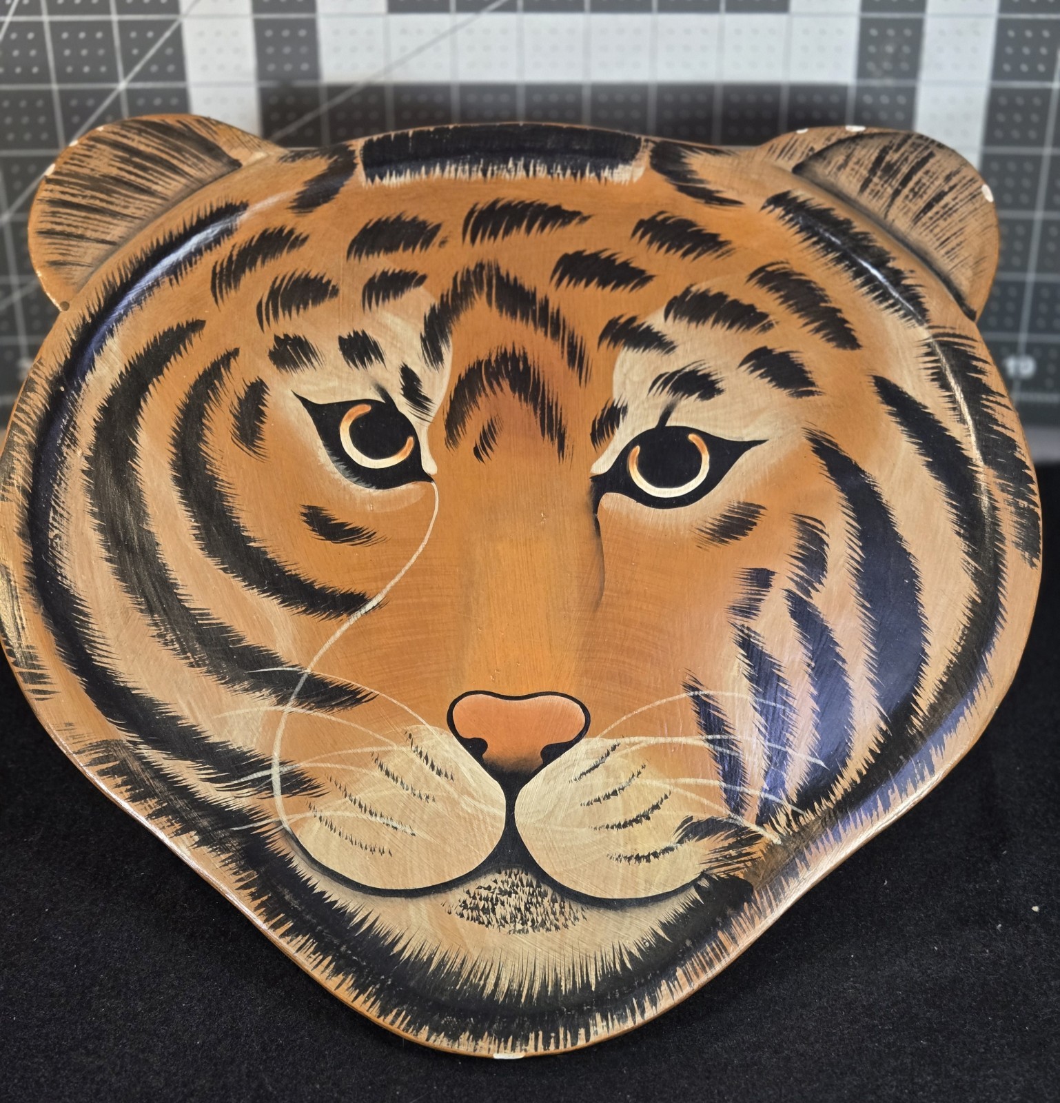 Vtg Tiger Wood Tray Vintage Exquisite Decor - 14x13x1 Vtg Tiger Wood Tray Vintage Exquisite Decor - 14x13x1