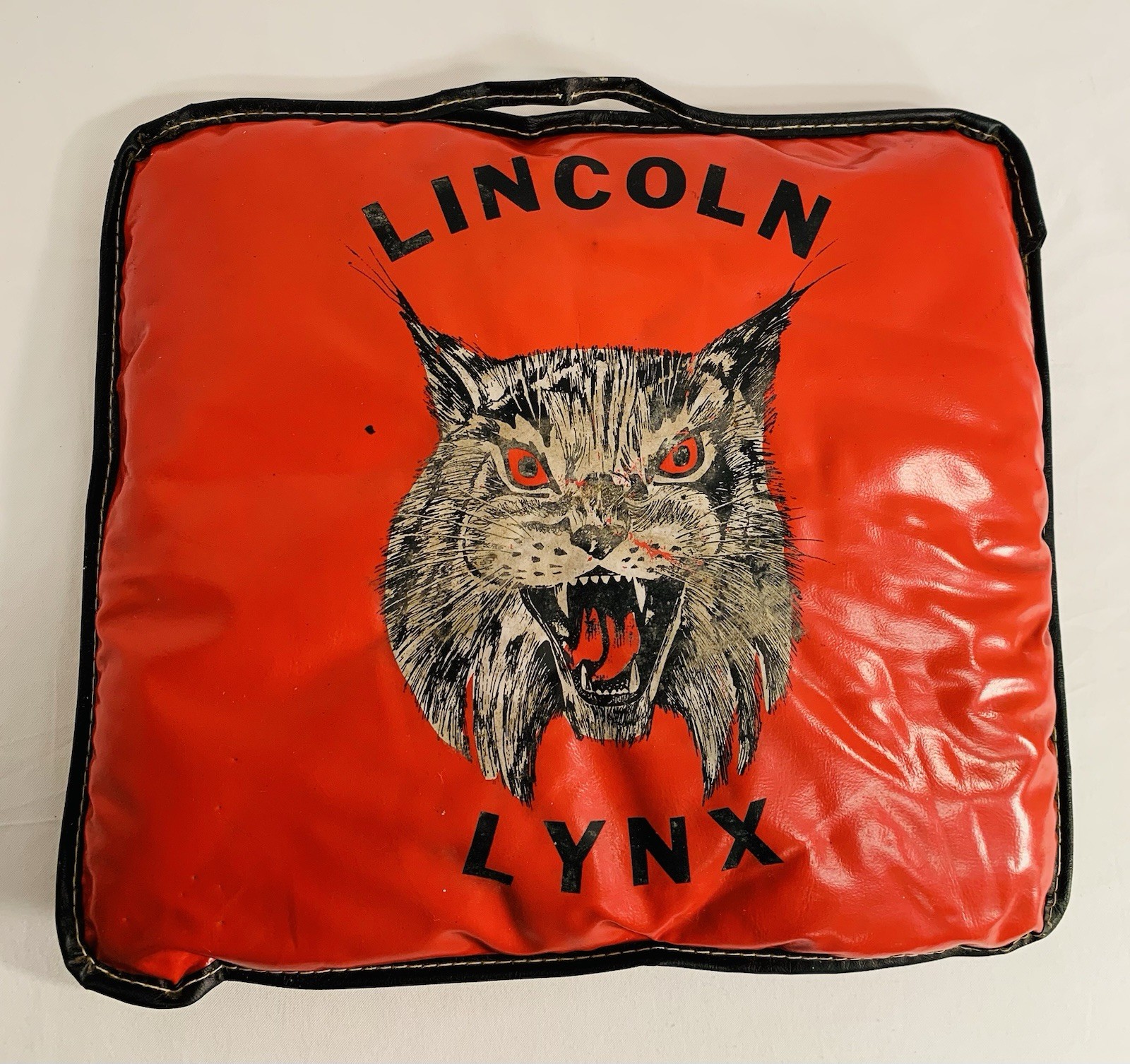 VTG 1973 Lincoln High School Lynx Vinyl Stadium Seat Cushion Seattle WA Sports