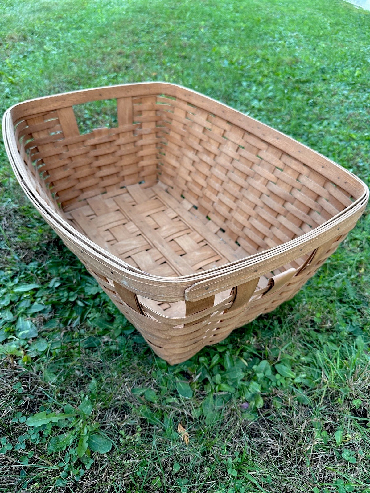 Vintage 1991 Longaberger Large Wash Basket 20” wide x 9”h  Signed No Protector 