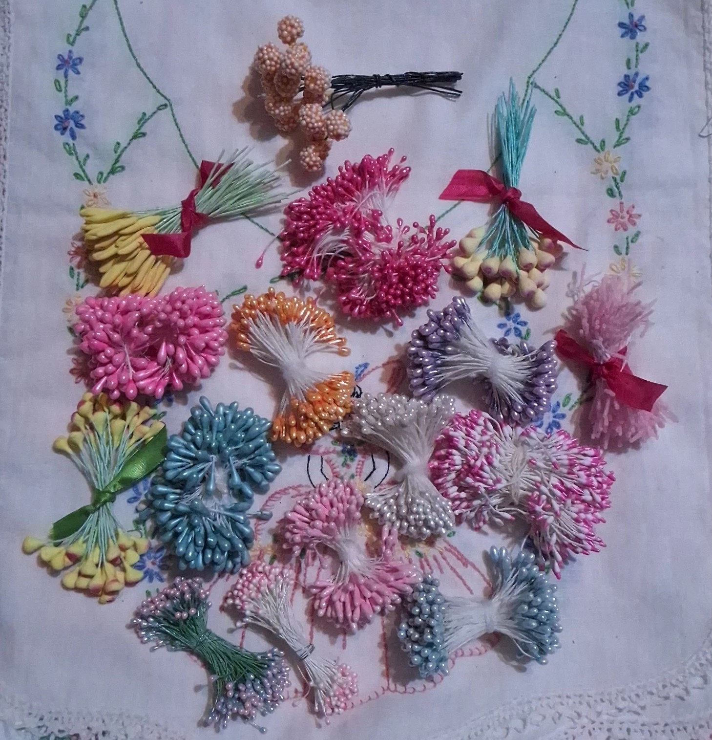Vintage/New Stamens Pips Easter Spring Colors Crafts Vintage/New Stamens Pips Easter Spring Colors Crafts