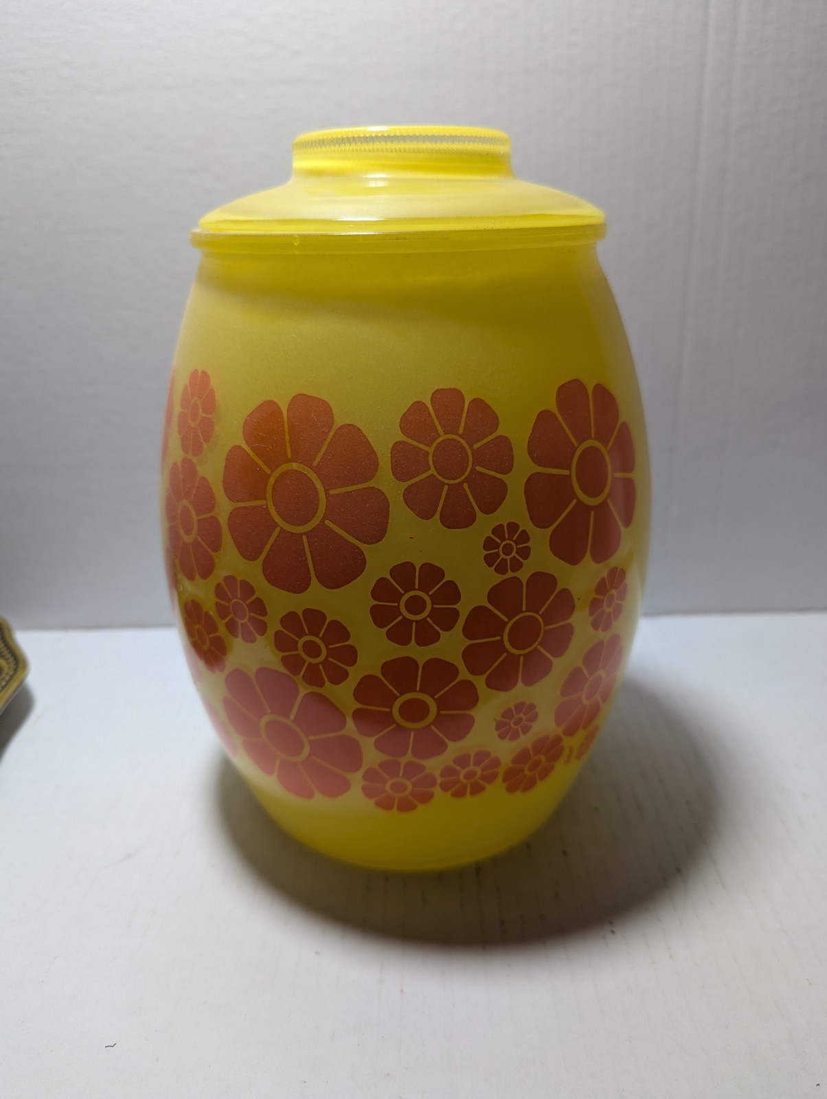 Bartlett Collins Vintage Orange Daisies On Yellow Glass Cookie Jar