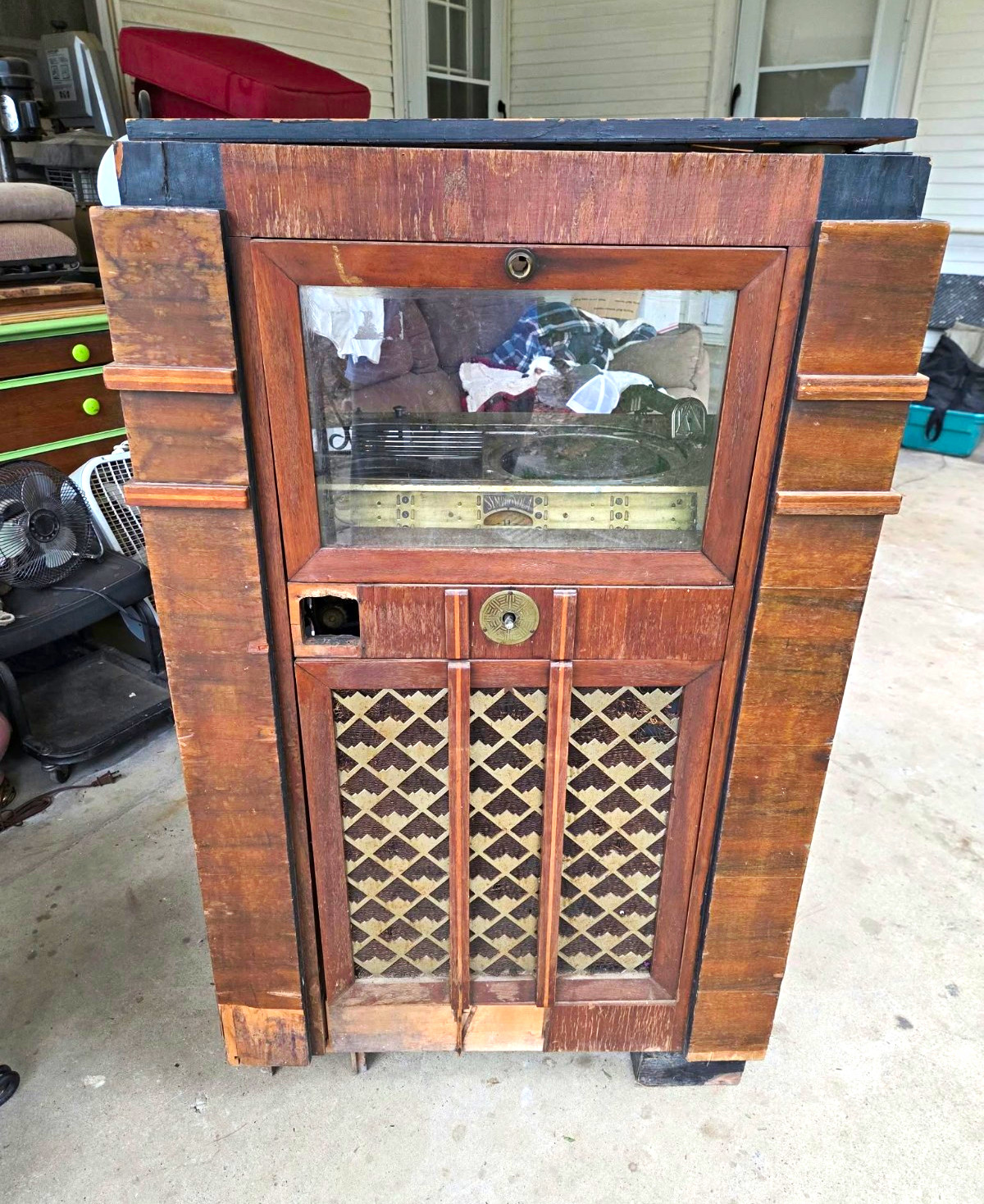 1936 Seeberg Symphonola Model B Vintage Antique Jukebox For Parts or Restoration 1936 Seeberg Symphonola Model B Vintage Antique Jukebox For Parts or Restoration