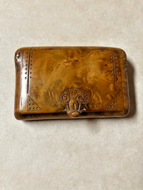 Antique @1900 Royal Hand Carved Russian Karelian Birch Burlwood Cigarette Case.