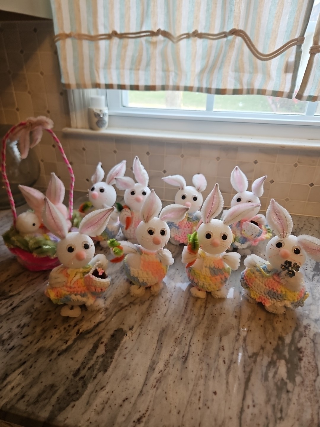 Vintage Lot Of 9 Easter Bunny Rabbit Chenille Pipe Cleaner Craft Figures - New Vintage Lot Of 9 Easter Bunny Rabbit Chenille Pipe Cleaner Craft Figures - New