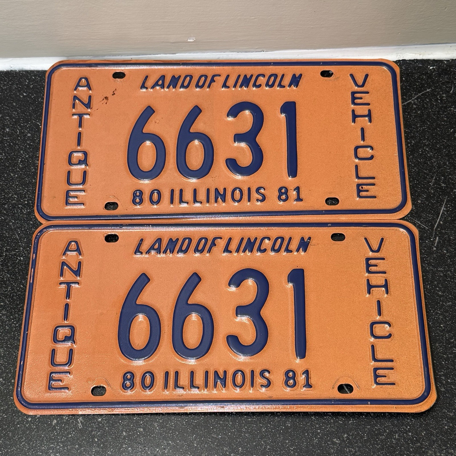 Vintage 1980 1981 Illinois Antique Vehicle License Plates Pair 4 Digit 6631