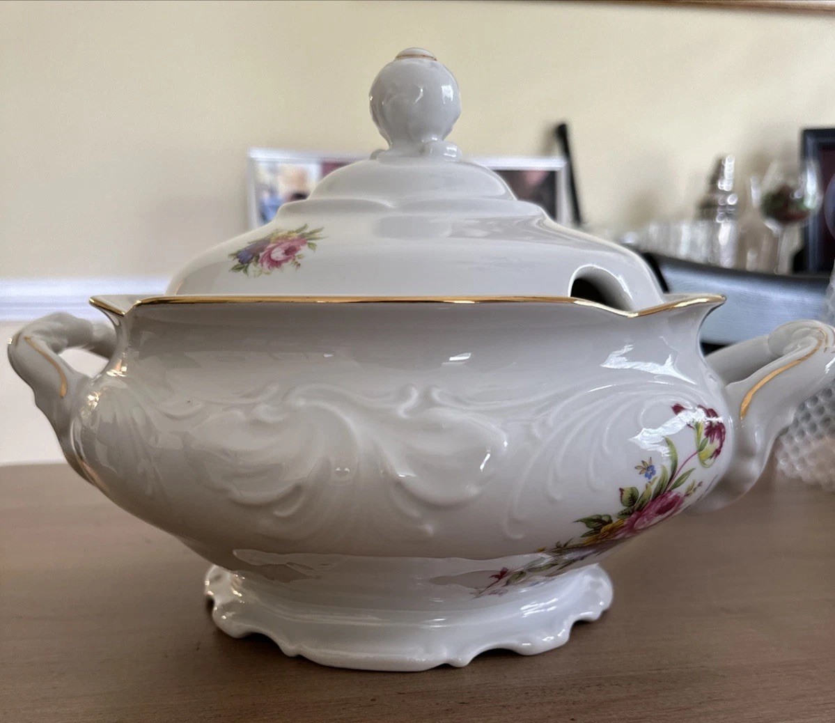 Vintage Wawel Royal Vienna Enchanted Garden Soup Tureen Lid Floral Poland